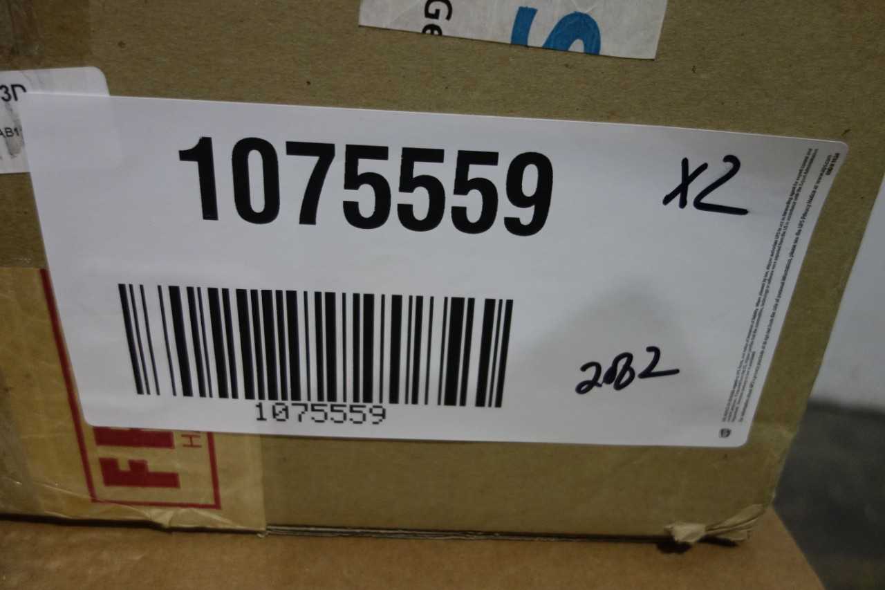 SKU 1075559 - LOT OF 2 ASSORTED SIEMENS OPERATOR INTERFACE PANELS - OPERATOR INTERFACE PANELS