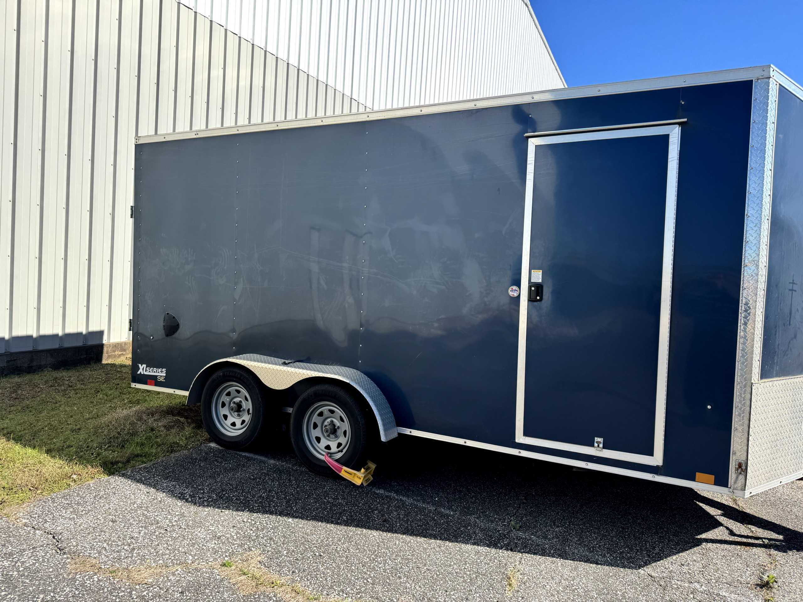 2023 DETRO TRAILERS LLC XL SE ENCLOSED RAMP DOOR TRAILER - TRAILER