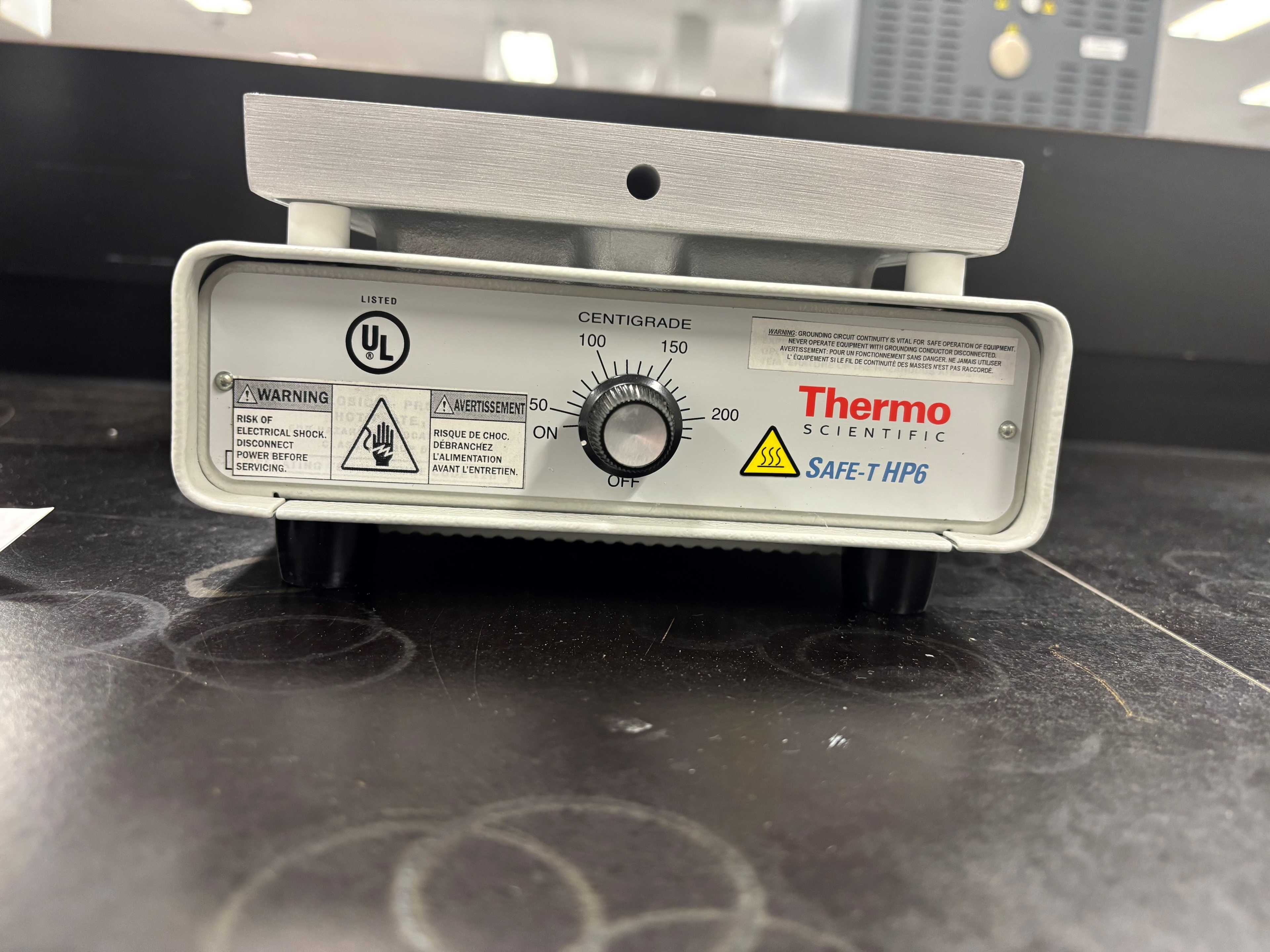 2019 THERMO SCIENTIFIC HP11515B HOT PLATE - LAB & SCIENTIFIC