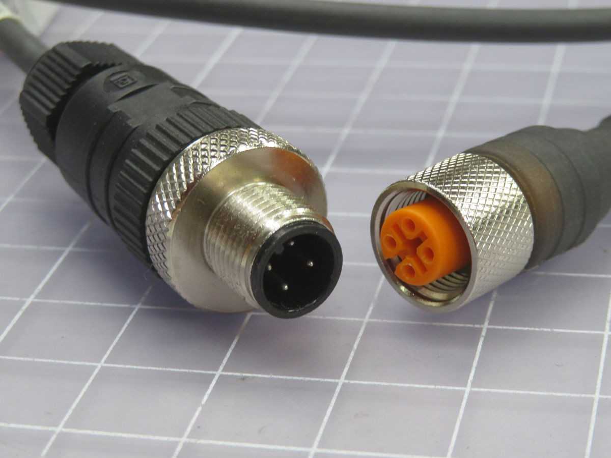 LOT OF 2 BARNUM 310-00648-0 CONNECTOR CABLE T262904 - CORDSET CABLES