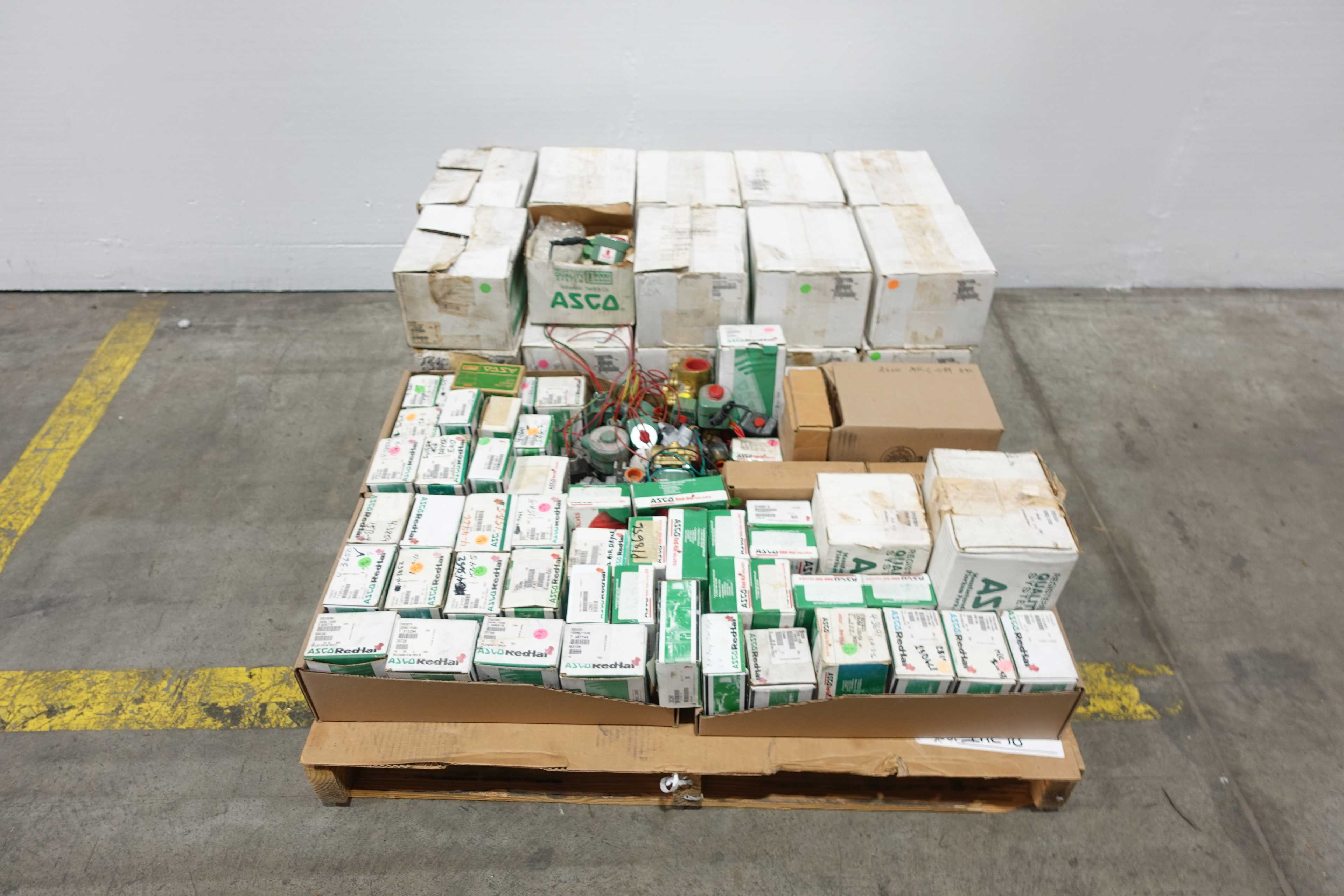 PALLET OF ASSORTED ASCO SOLENOID VALVES AND SPARE PARTS KITS - VALVES