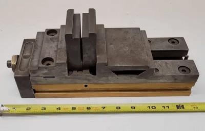 MACHINIST VISE, 4 INCH, 13 INCH LONG, 5-3/8 INCH HEIGHT - MACHINE TOOLING