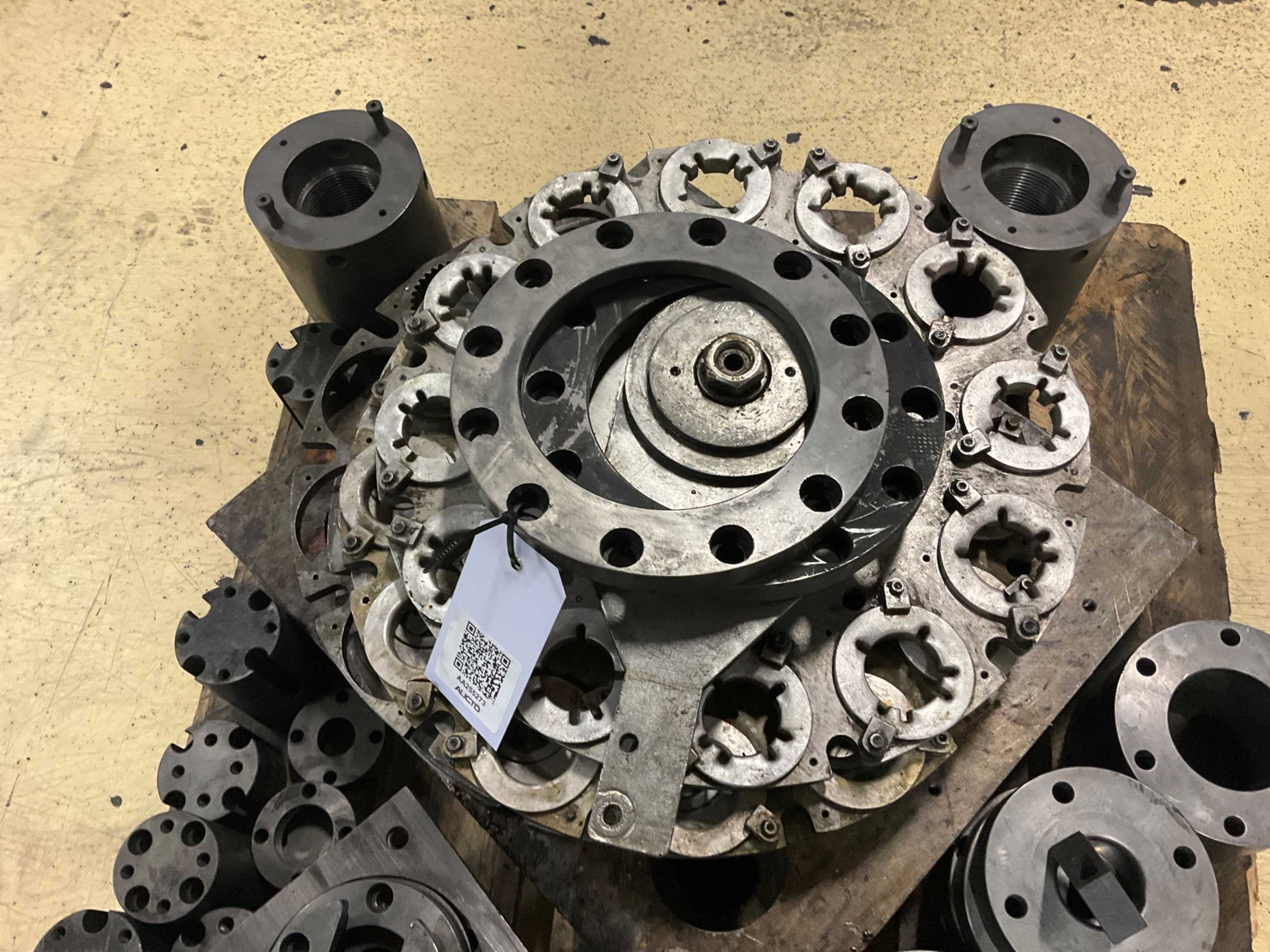 BULK QTY OF GASBARE PRESS PARTS - PRESS BRAKE TOOLING