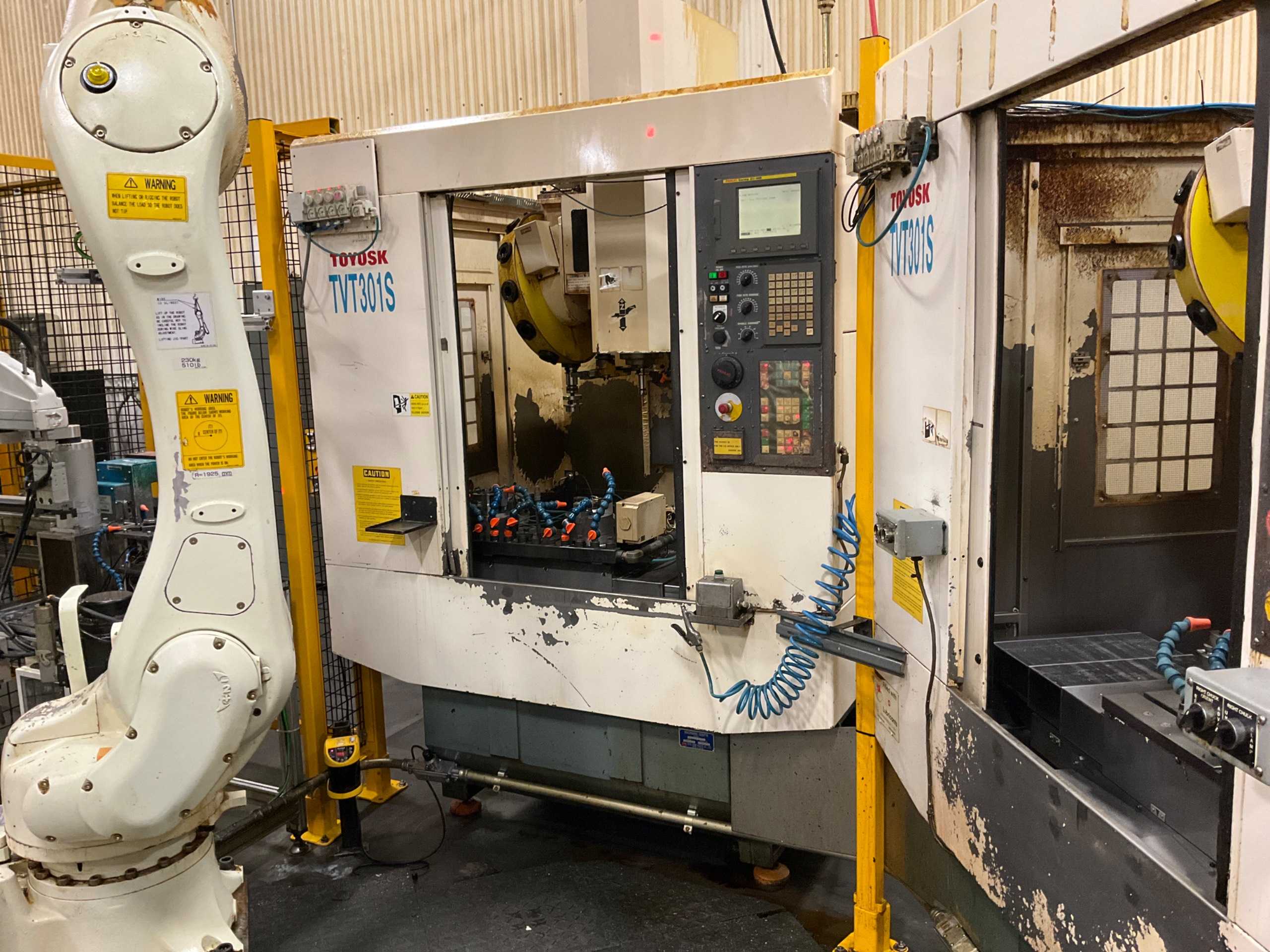 2005 TOYOSK TVT301S VERTICAL MACHINING CENTER - VERTICAL MACHINING CENTERS