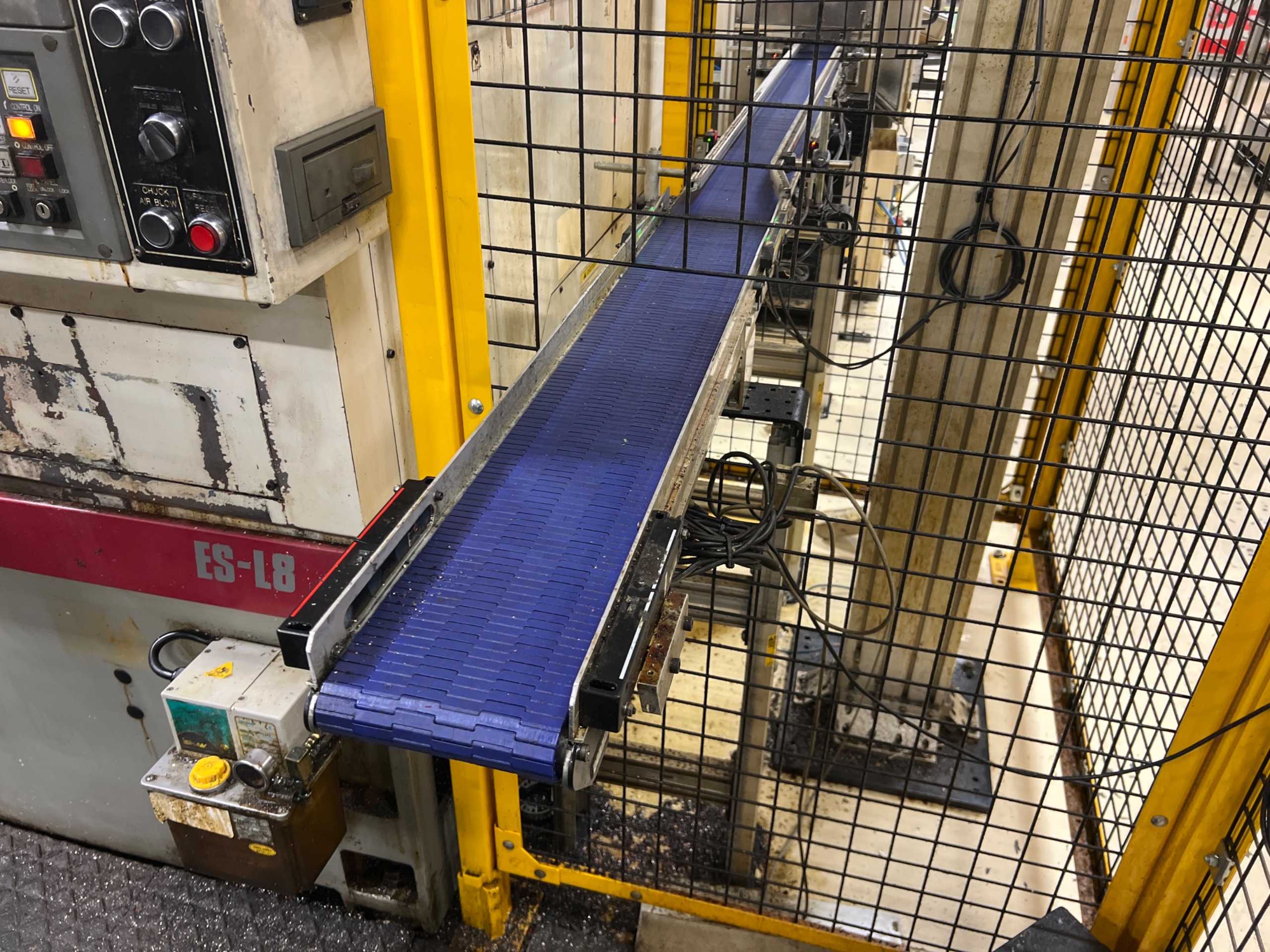 DORNER ADJUSTABLE POWERED BELT CONVEYOR - BELT CONVEYOR