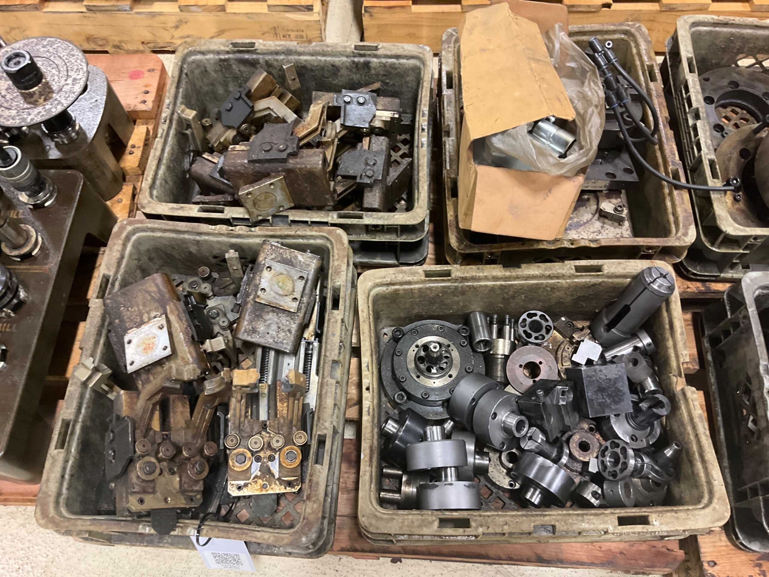 BULK QTY OF INDUSTRIAL PARTS - INDUSTRIAL PARTS