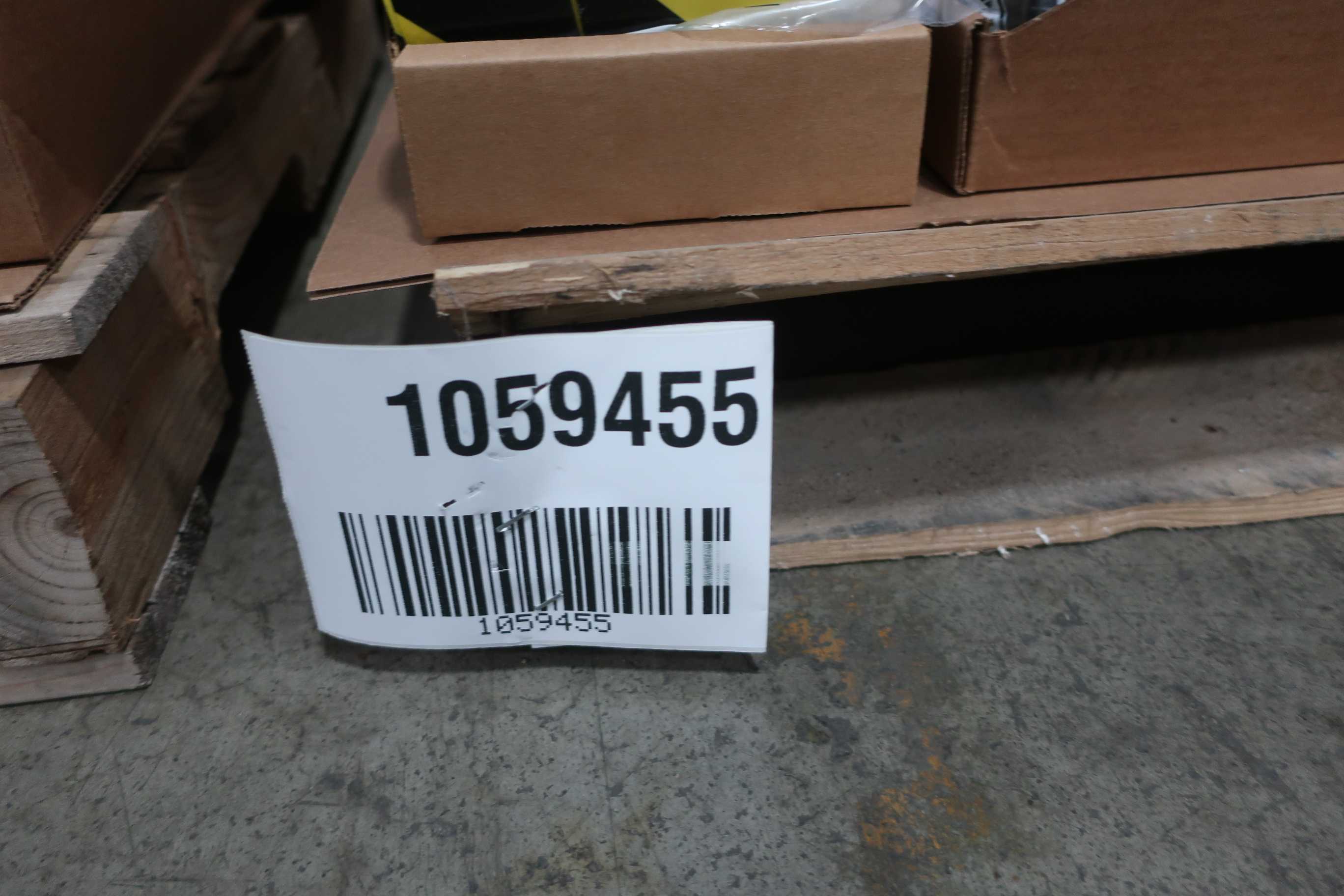 2 PALLETS OF ASSORTED PPE - PPE