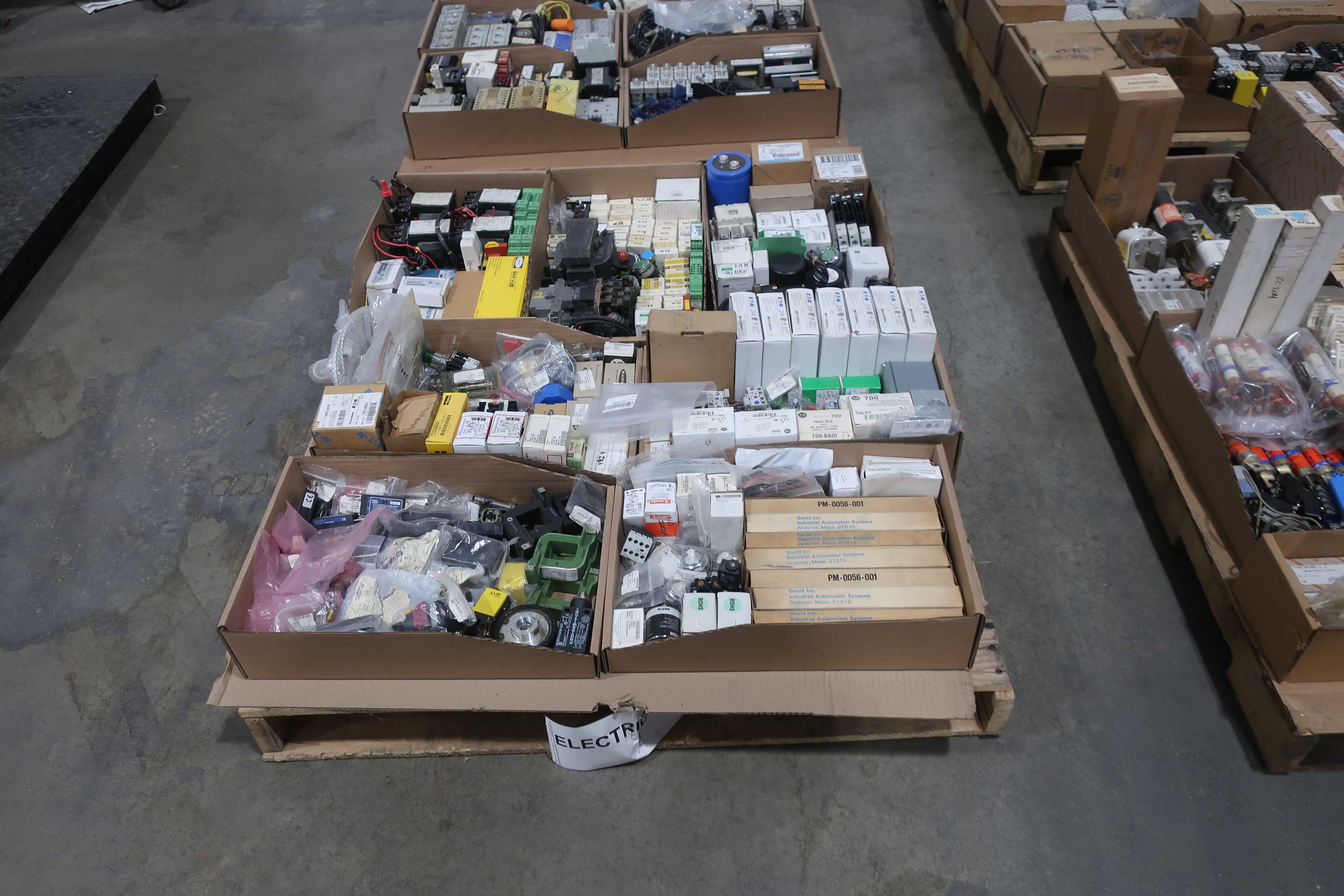 SKU 1741700 - 4 PALLETS OF ASSORTED ELECTRICAL - ELECTRICAL COMPONENTS