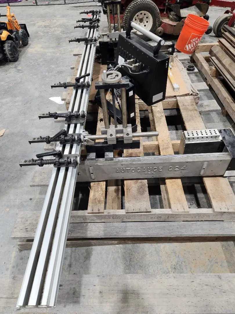 2022 AUTOMEC CNC 600 HD BACKGAUGE W/ G24 & 15" TOUCH SCREEN CONTROL SYSTEM - MATERIAL POSITIONERS