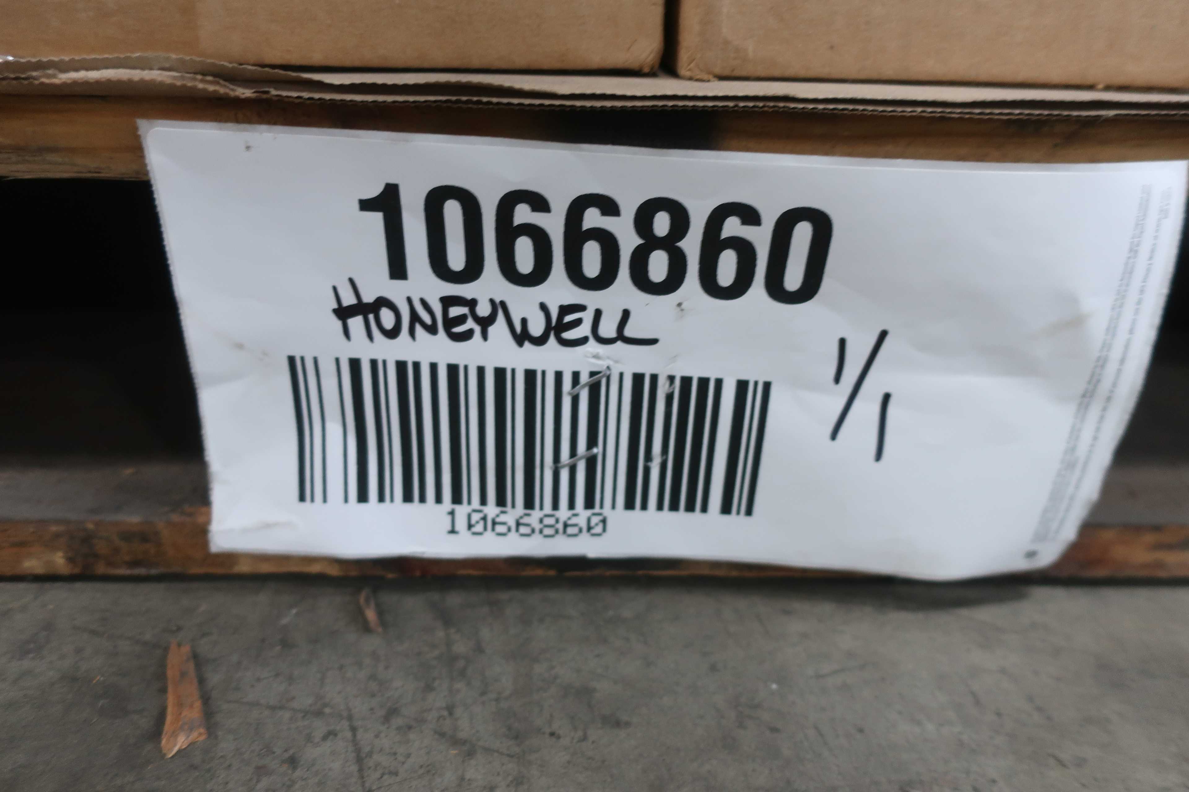 PALLET OF HONEYWELL STG870-E1GS6A-1-A-CHE-11S-A-30A0-00-0000 TRANSMITTERS - PRESSURE TRANSMITTER