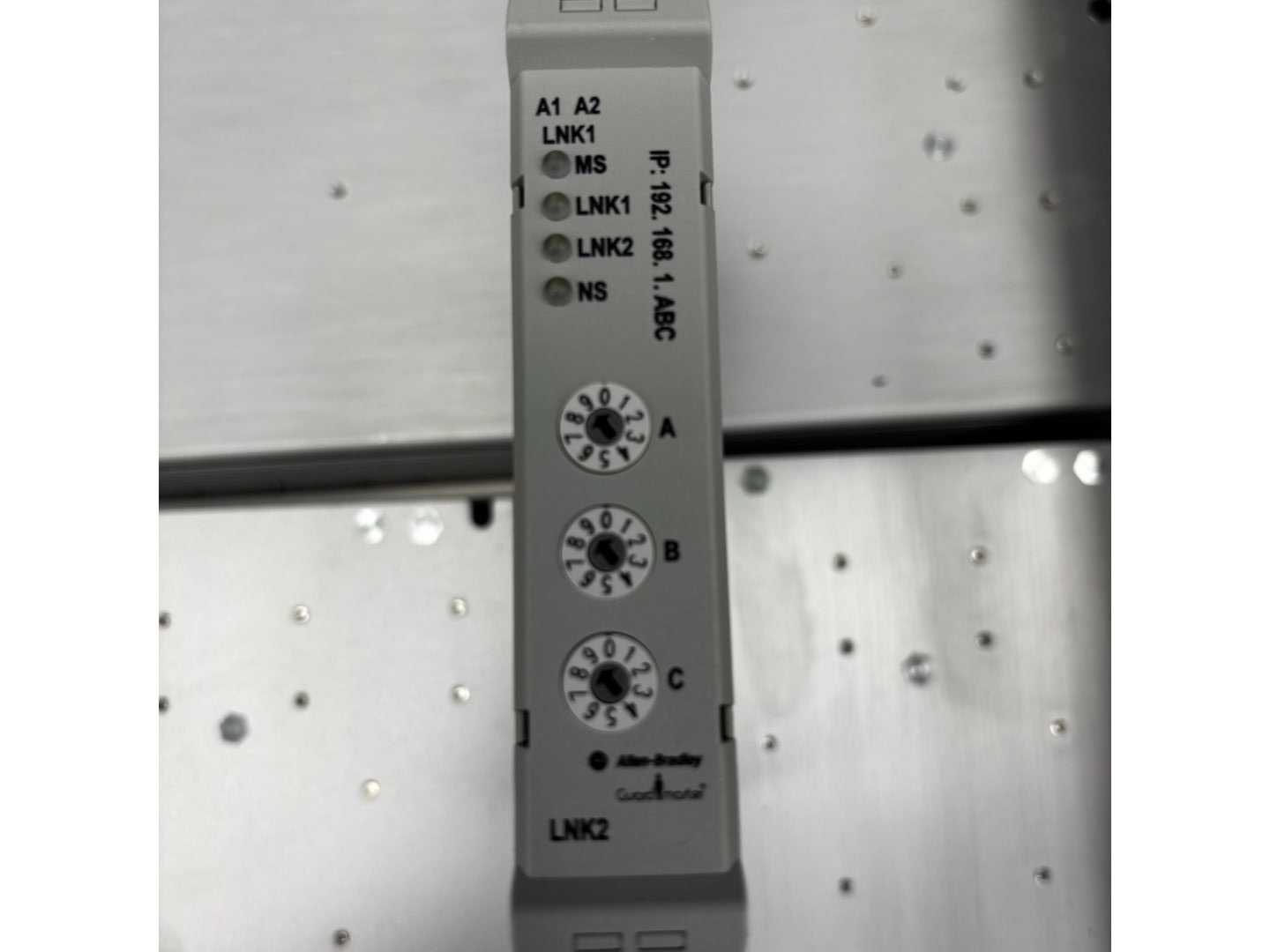 ALLEN BRADLEY 440R-ENETR COMMUNICATION MODULE - COMMUNICATION MODULES