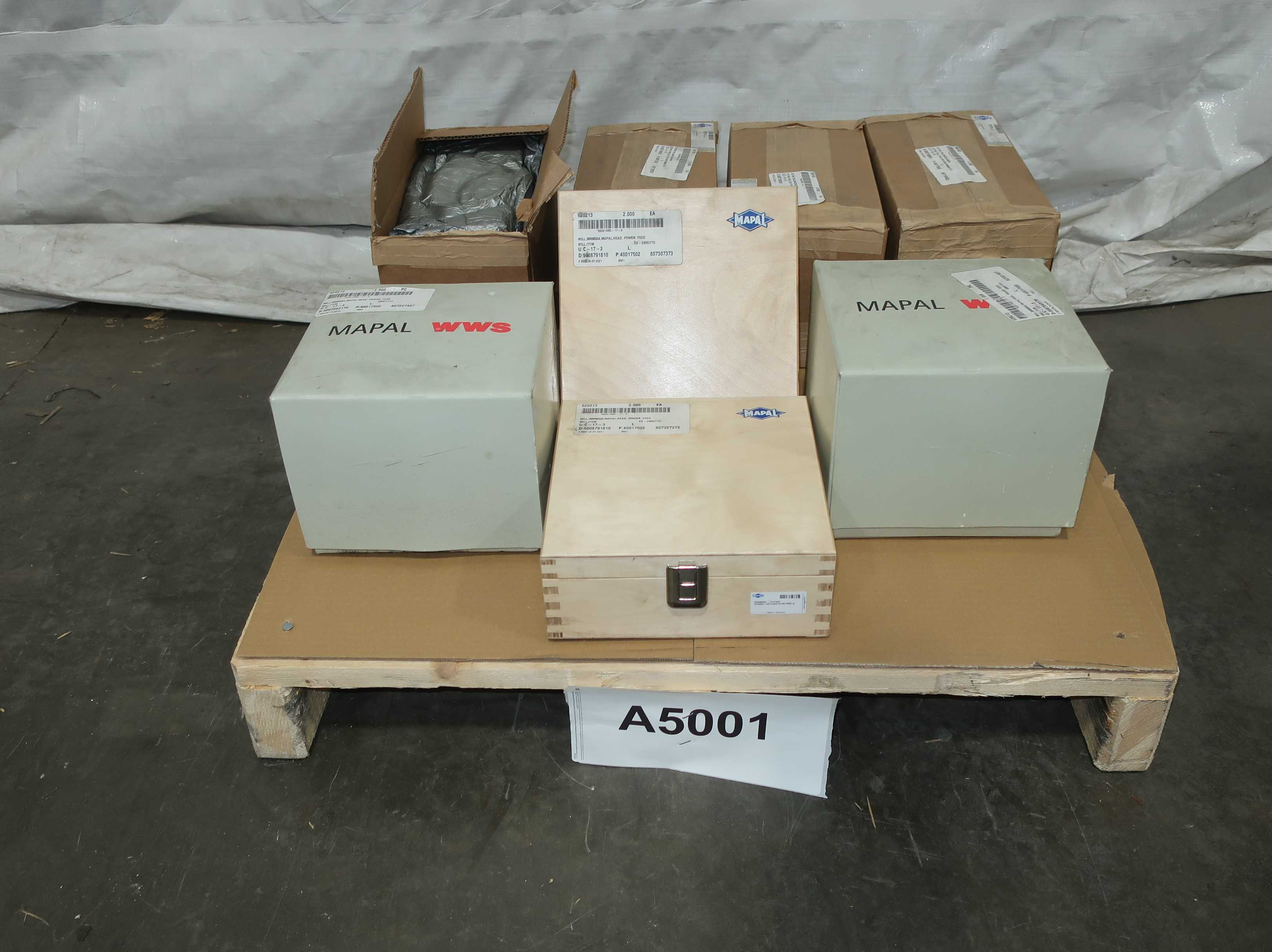 BULK QTY OF MAPAL CUTTING TOOLS - TOOLS