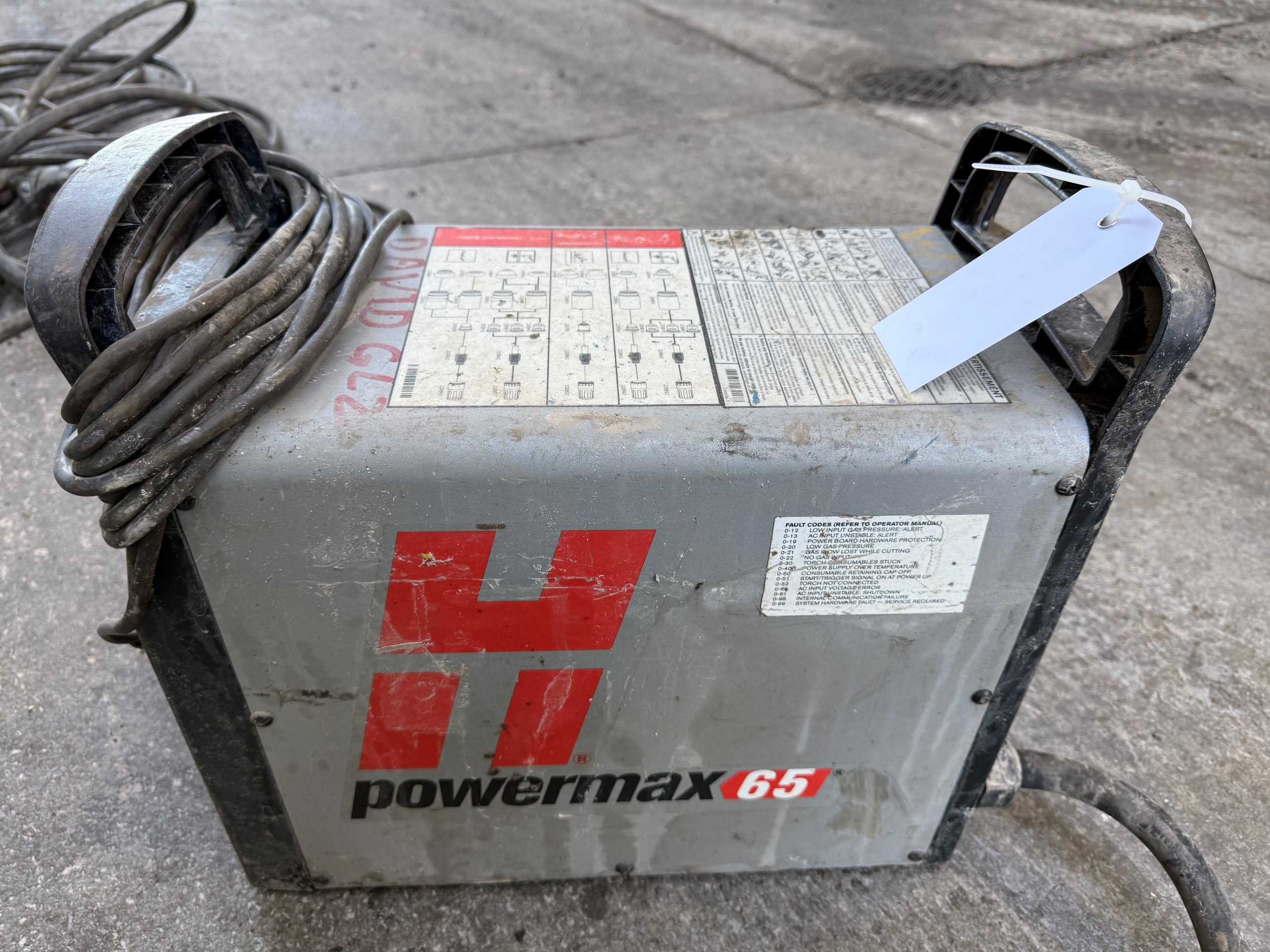 HYPERTHERM POWERMAX 65 PLASMA CUTTING MACHINE - PLASMA CUTTING MACHINES