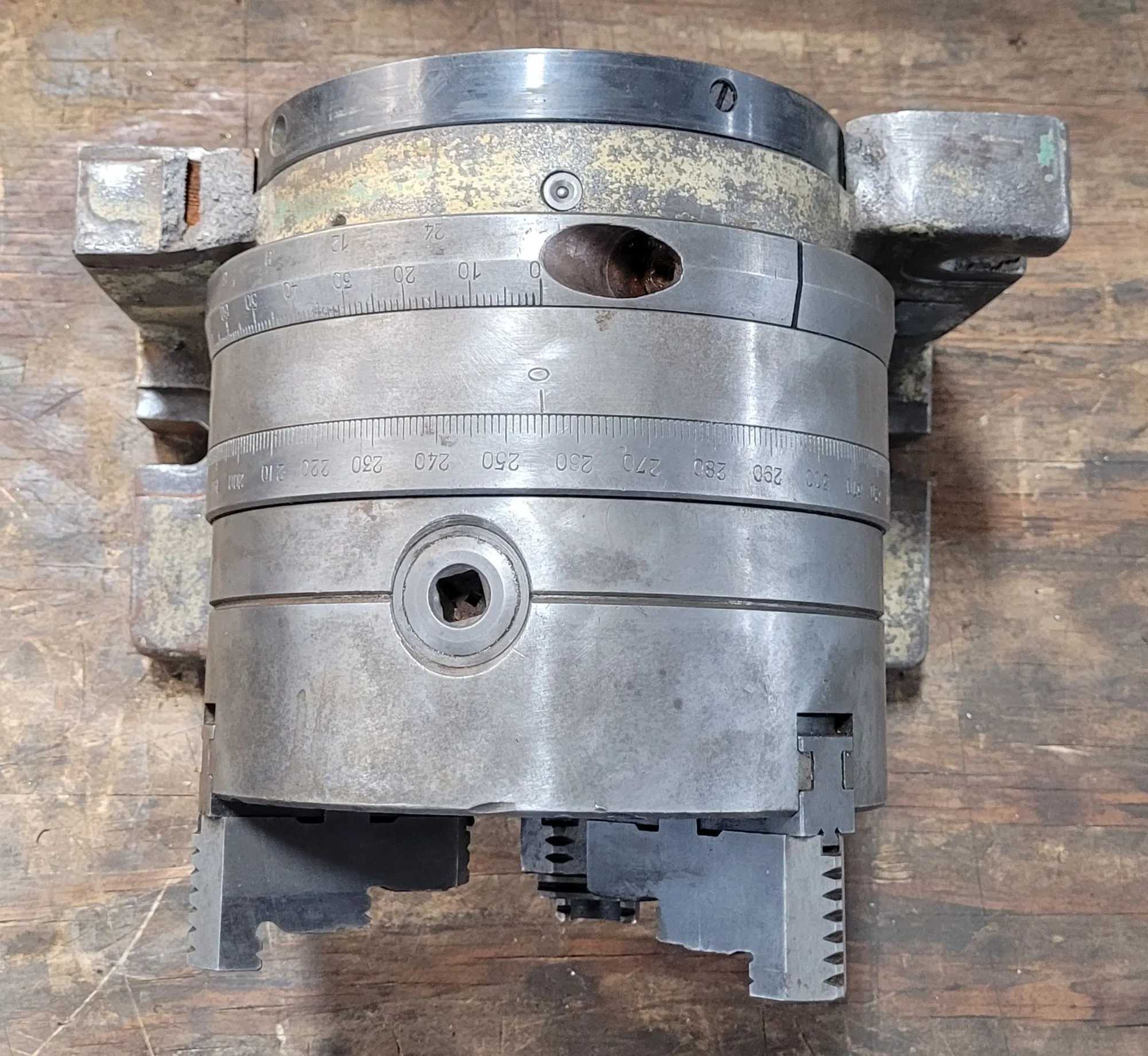 SUPER SPACER W/ 8IN BISON – 3 JAW CHUCK - MACHINING TOOLING & PARTS