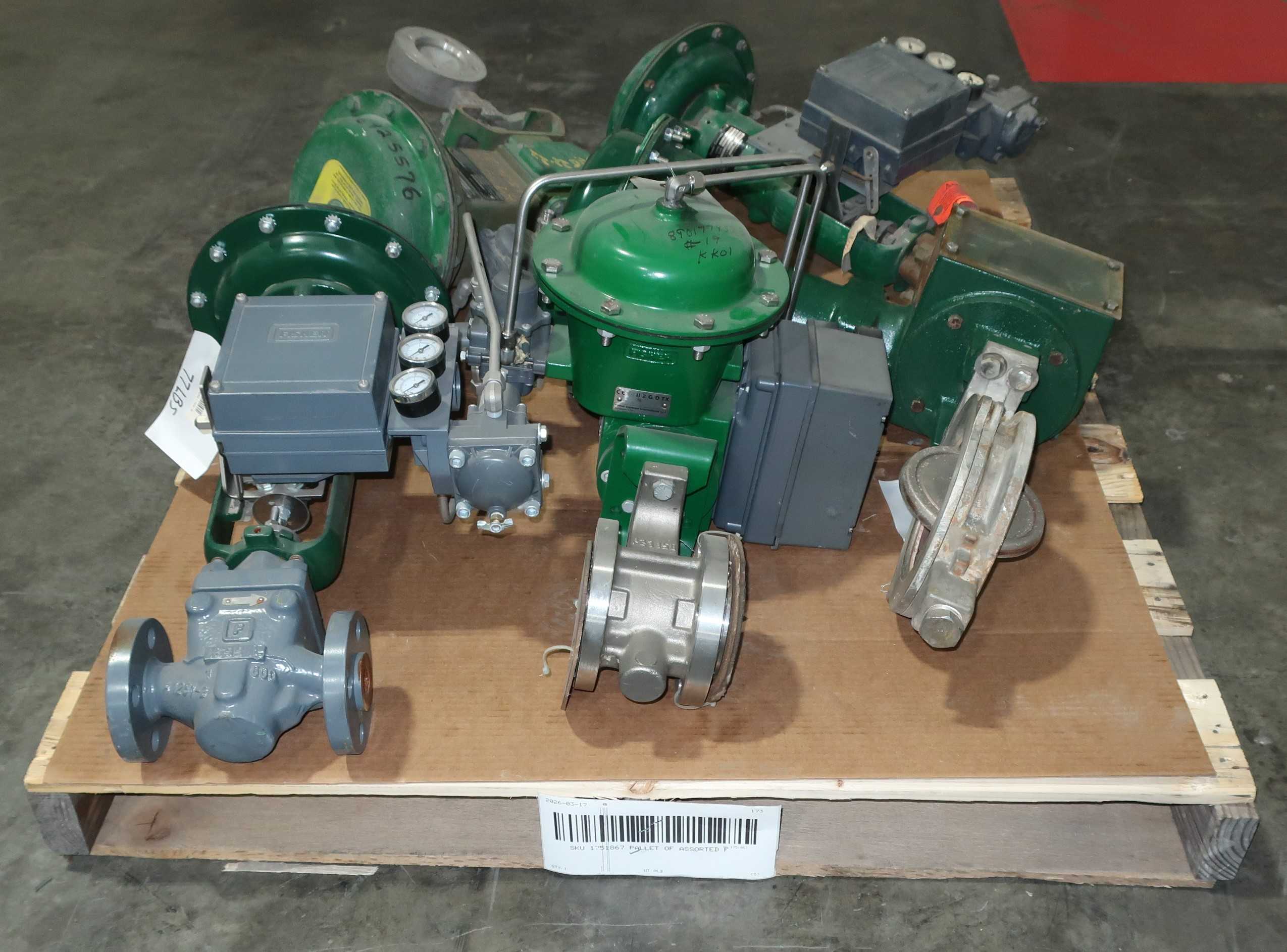 SKU 1751867 - PALLET OF ASSORTED FISHER CONTROL VALVES - DIRECTIONAL CONTROL VALVE