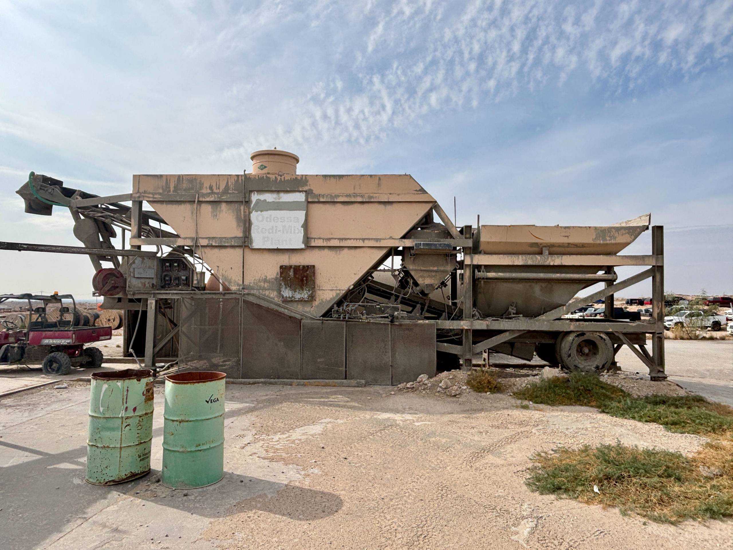 REDI-MIX PLANT - MIXERS