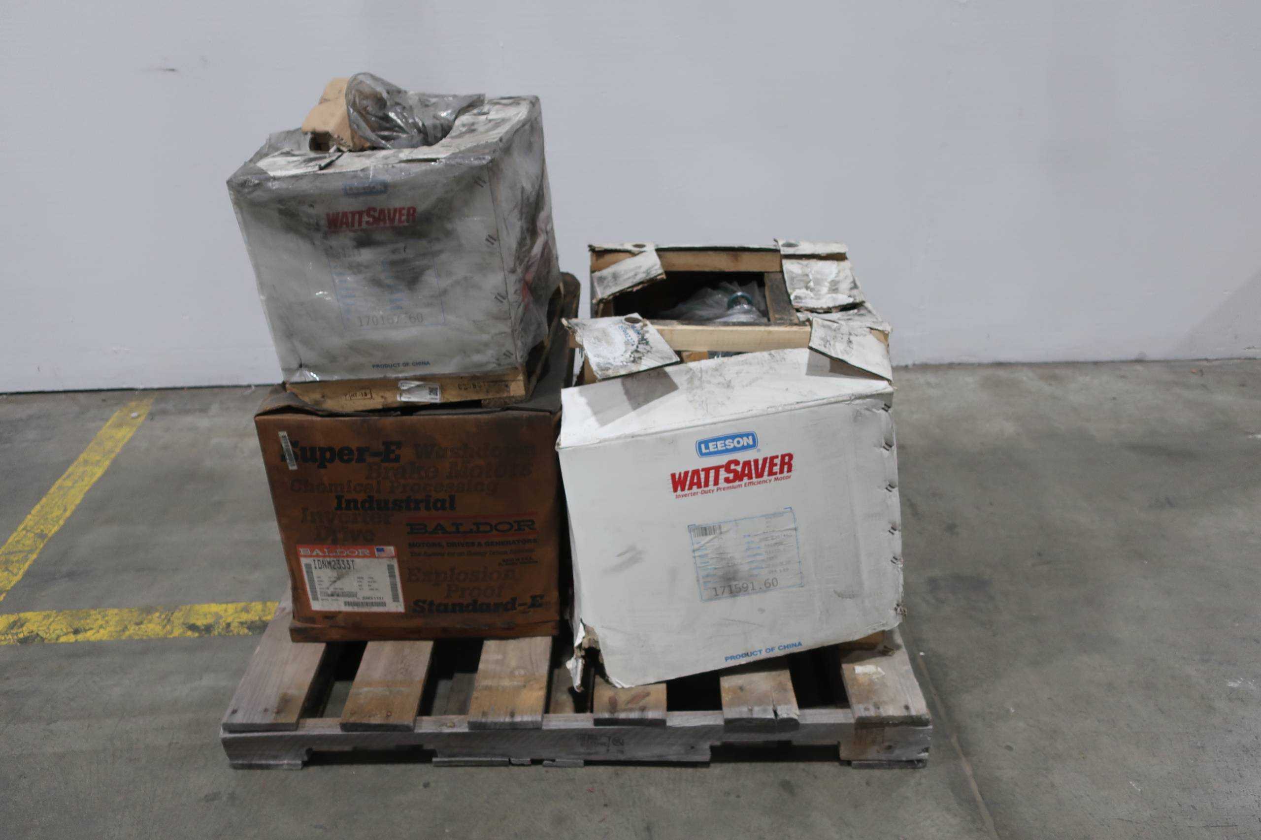 LOT OF 3 ASSORTED MOTORS - AC MOTOR