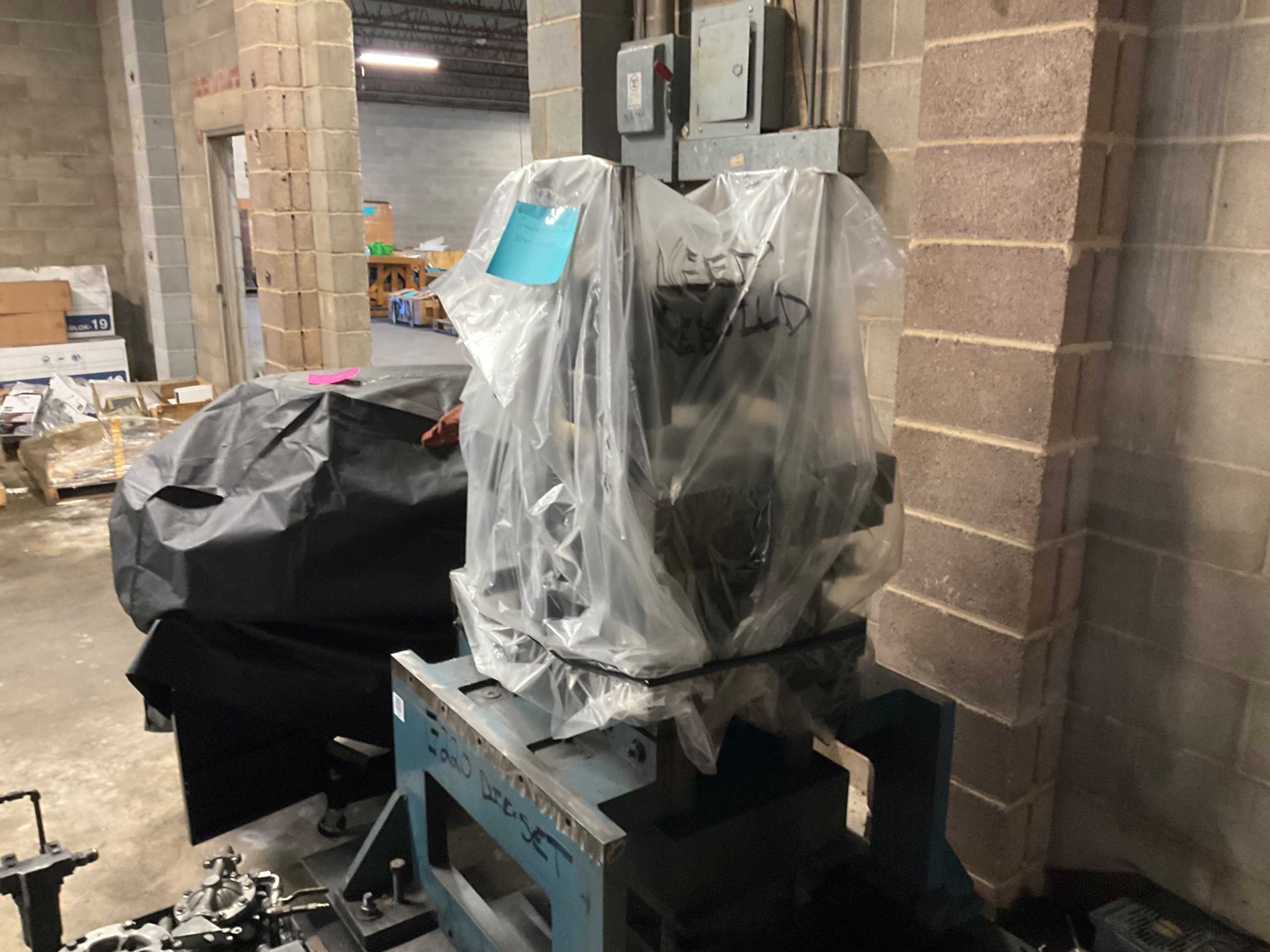 GASBARRE 220 TON DIE SET