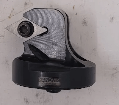 SANDVIK COROMANT 570-SDXCL-32-11 COROTURN 107 HEAD FOR TURNING - MACHINE TOOLING
