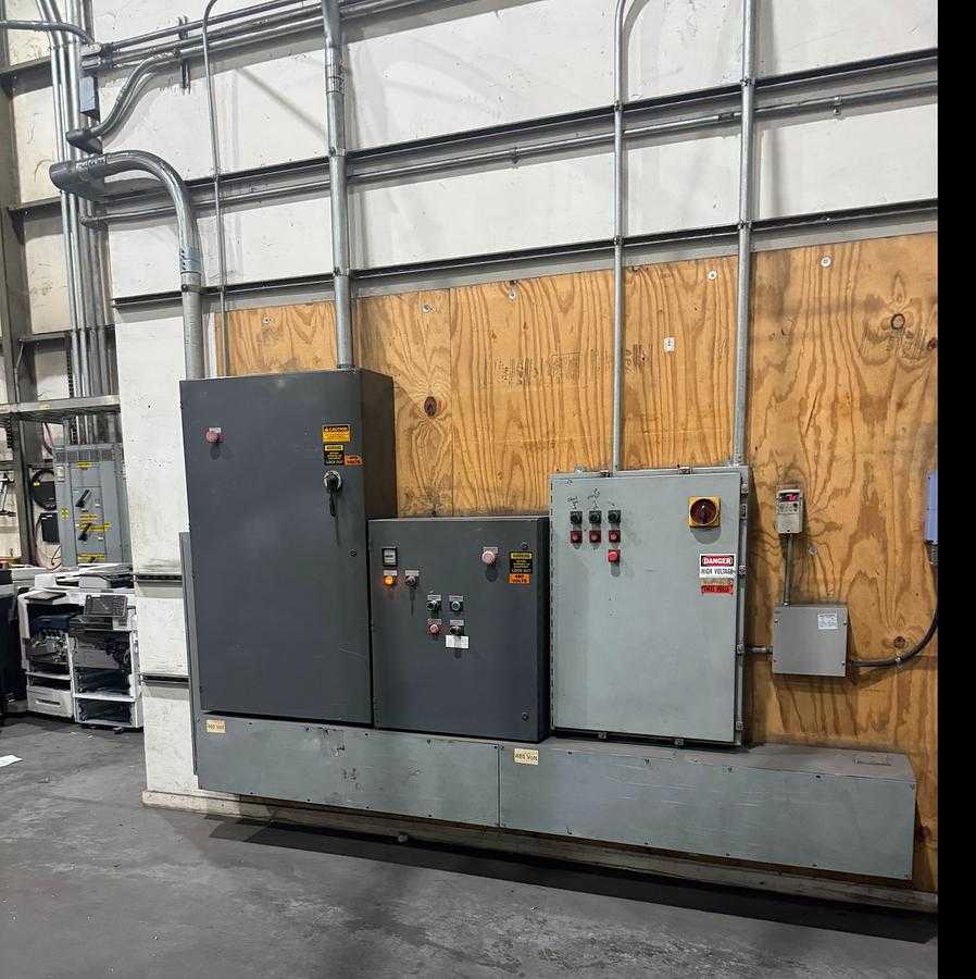1998 SSI SHREDDING SYSTEMS 2400E DOUBLE SHAFT 200 HP - SHREDDERS