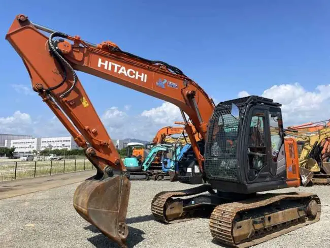 2019 HITACHI ZX135US-6 CRAWLER EXCAVATOR - undefined