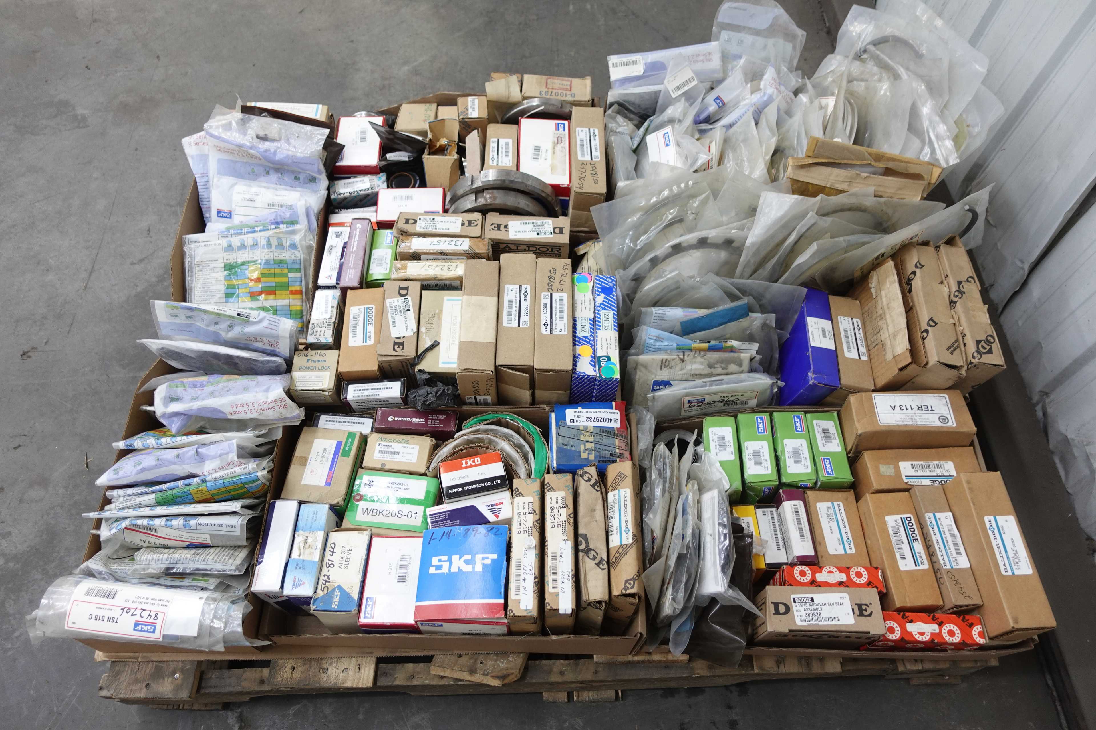 SKU 1727895 - PALLET OF ASSORTED BEARING PARTS AND ACCESSORIES - BEARINGS