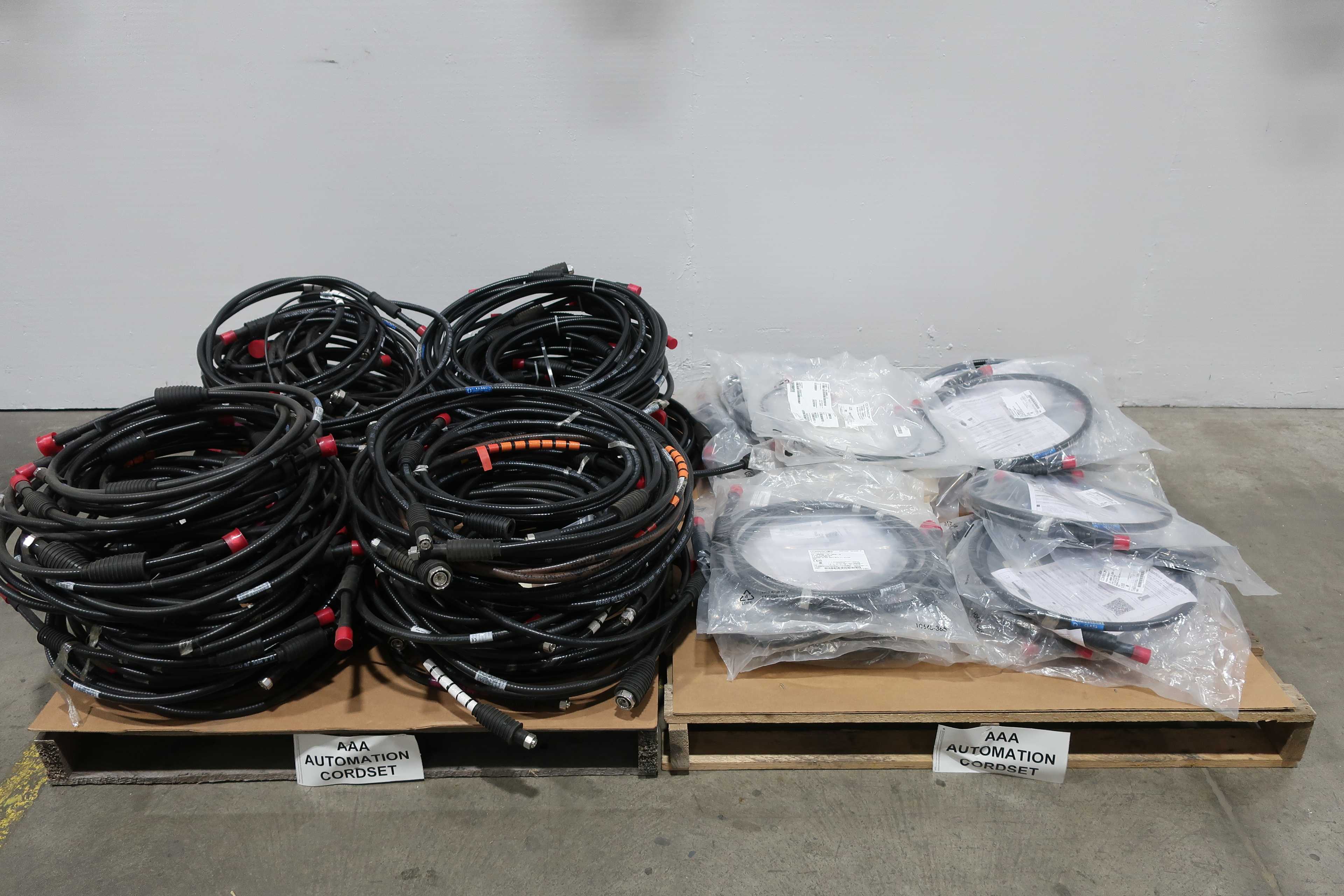 SKU 1079628 - 2 PALLETS OF ASSORTED CORDSET CABLES - CORDSET CABLES