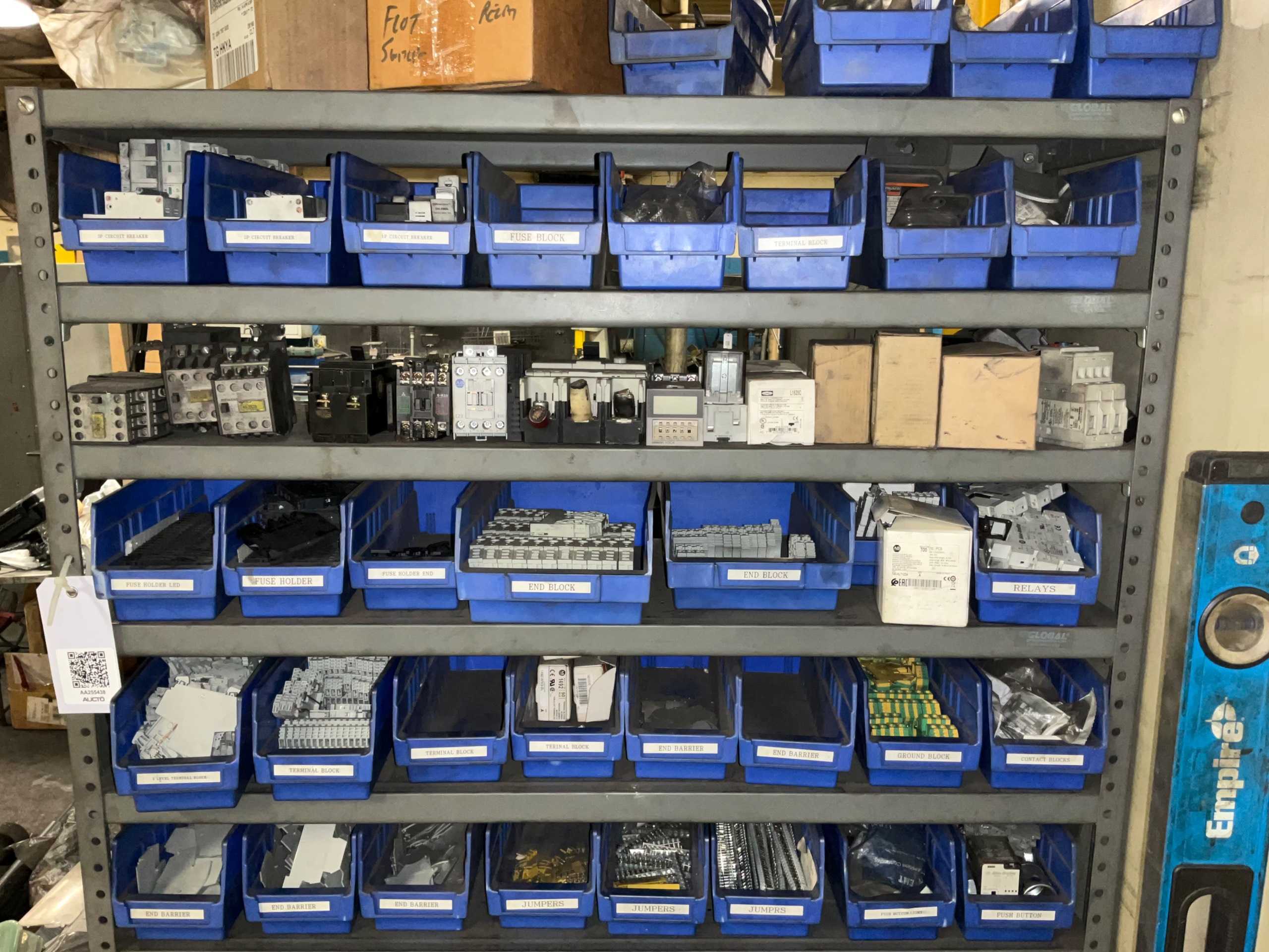BULK QTY OF AUTOMATION & CONTROLS - AUTOMATION & CONTROLS