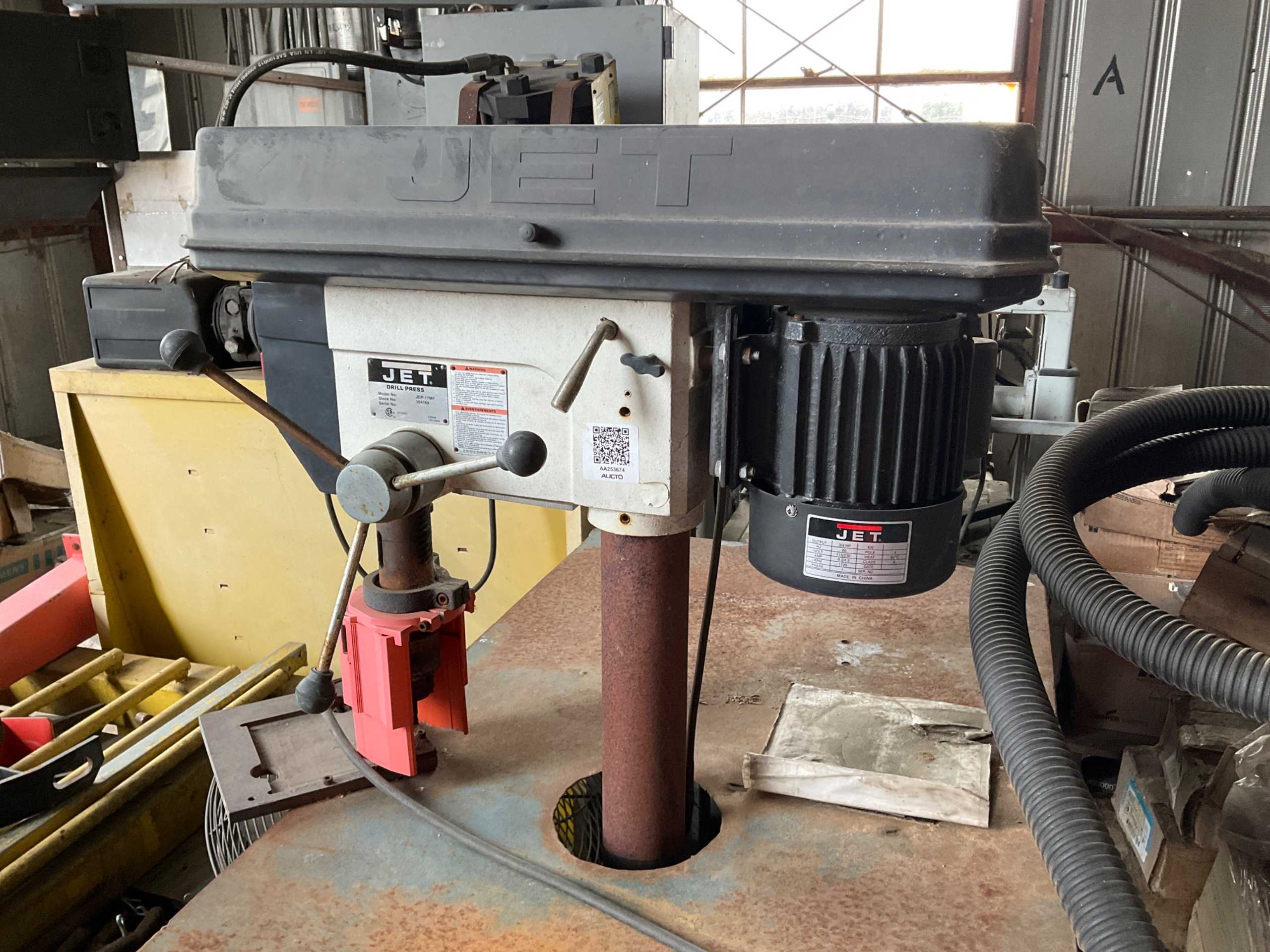 JET JDP-17MF UPRIGHT DRILL PRESS JET JDP-17MF UPRIGHT DRILL PRESS
