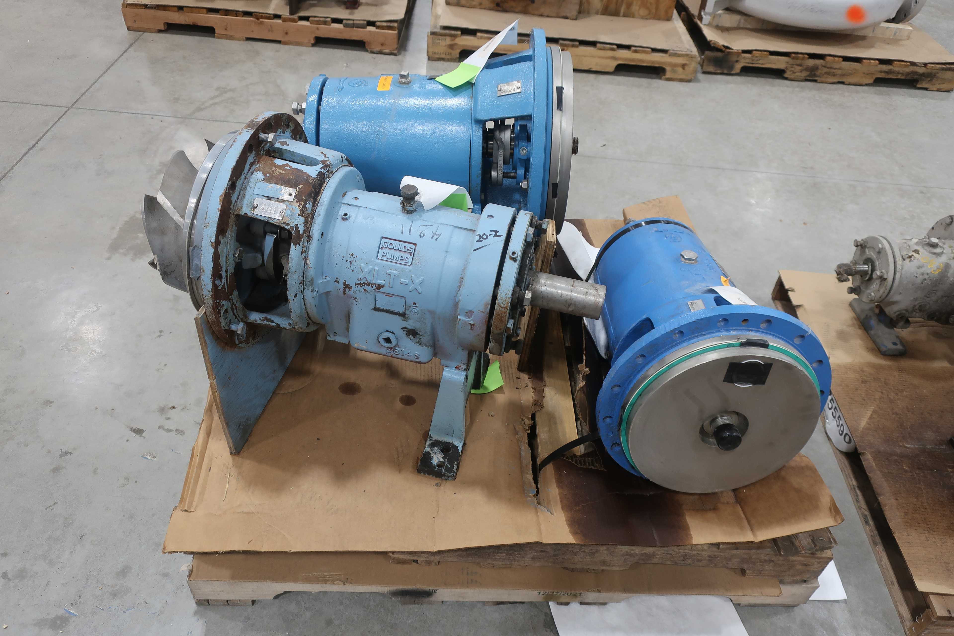 SKU 1755590 - 2 PALLETS OF ASSORTED CENTRIFUGAL PUMPS - CENTRIFUGAL PUMP