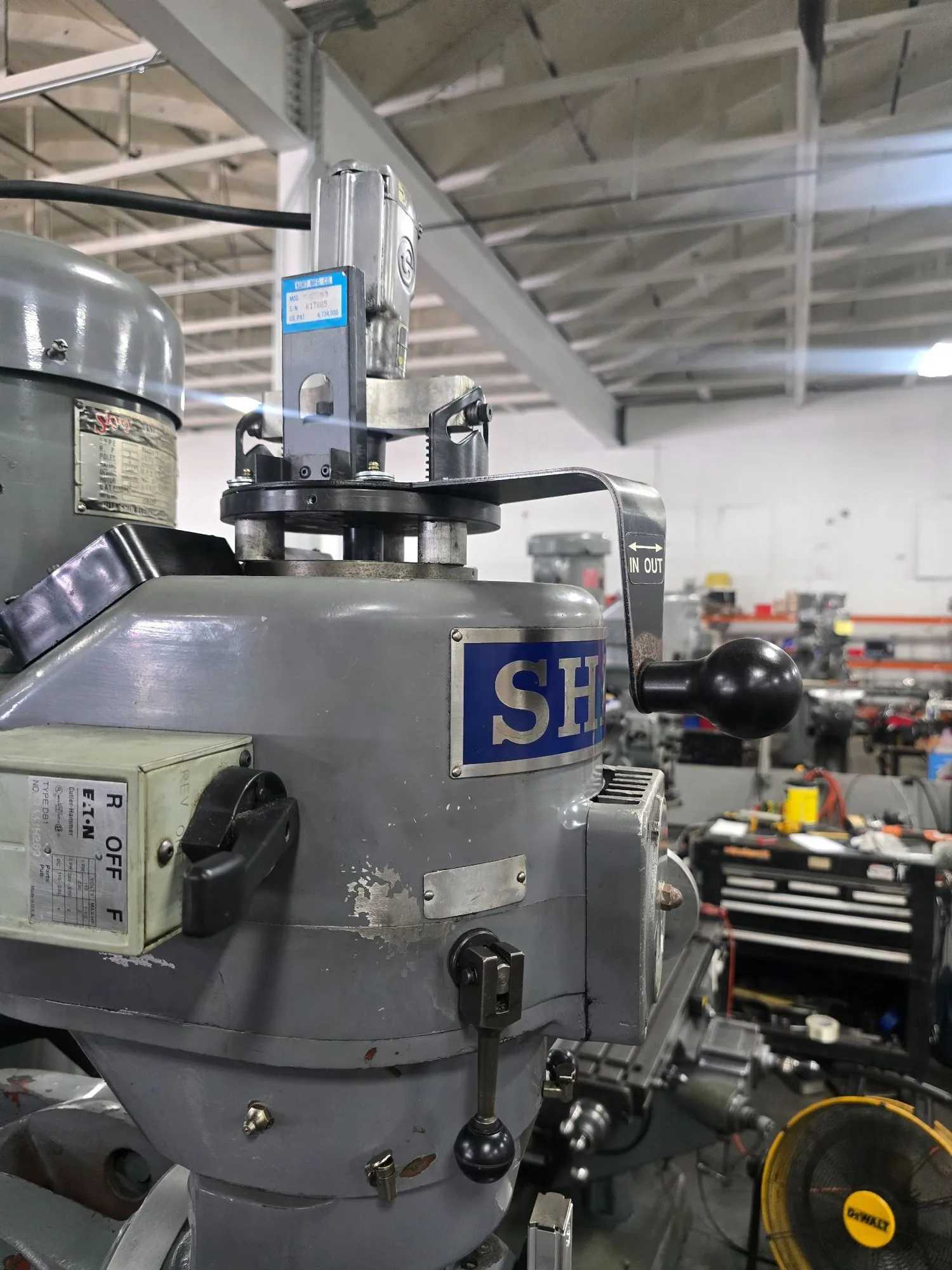 SHARP LMV/MP-2 CNC VERTICAL KNEE MILL - ACURITE MP2, 9X42 TBL, 25X/11Y/5Z TRAVEL, 3HP - VERTICAL MACHINING CENTERS