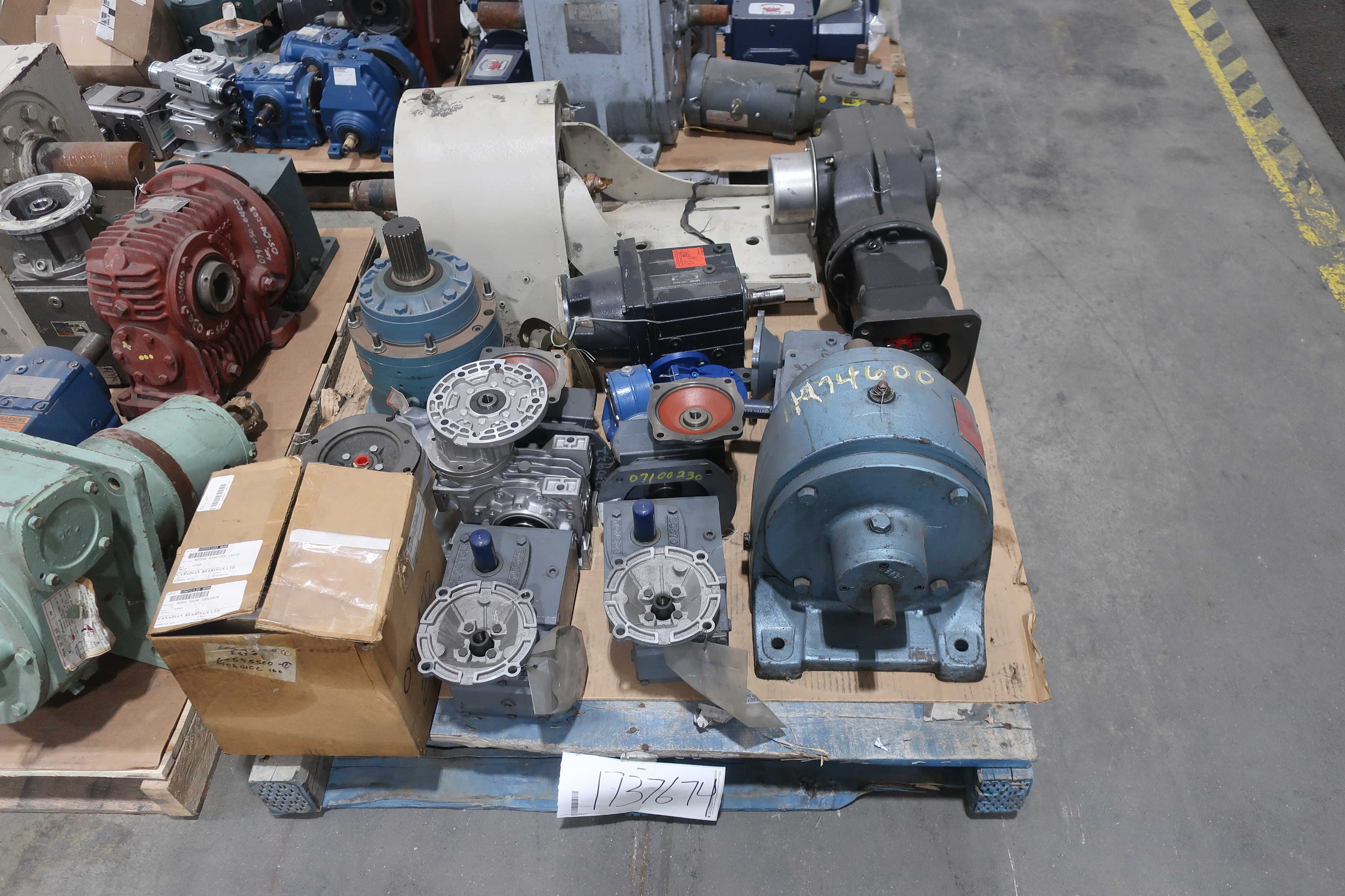 SKU 1737674 - 4 PALLETS OF ASSORTED GEAR REDUCERS - GEAR REDUCERS