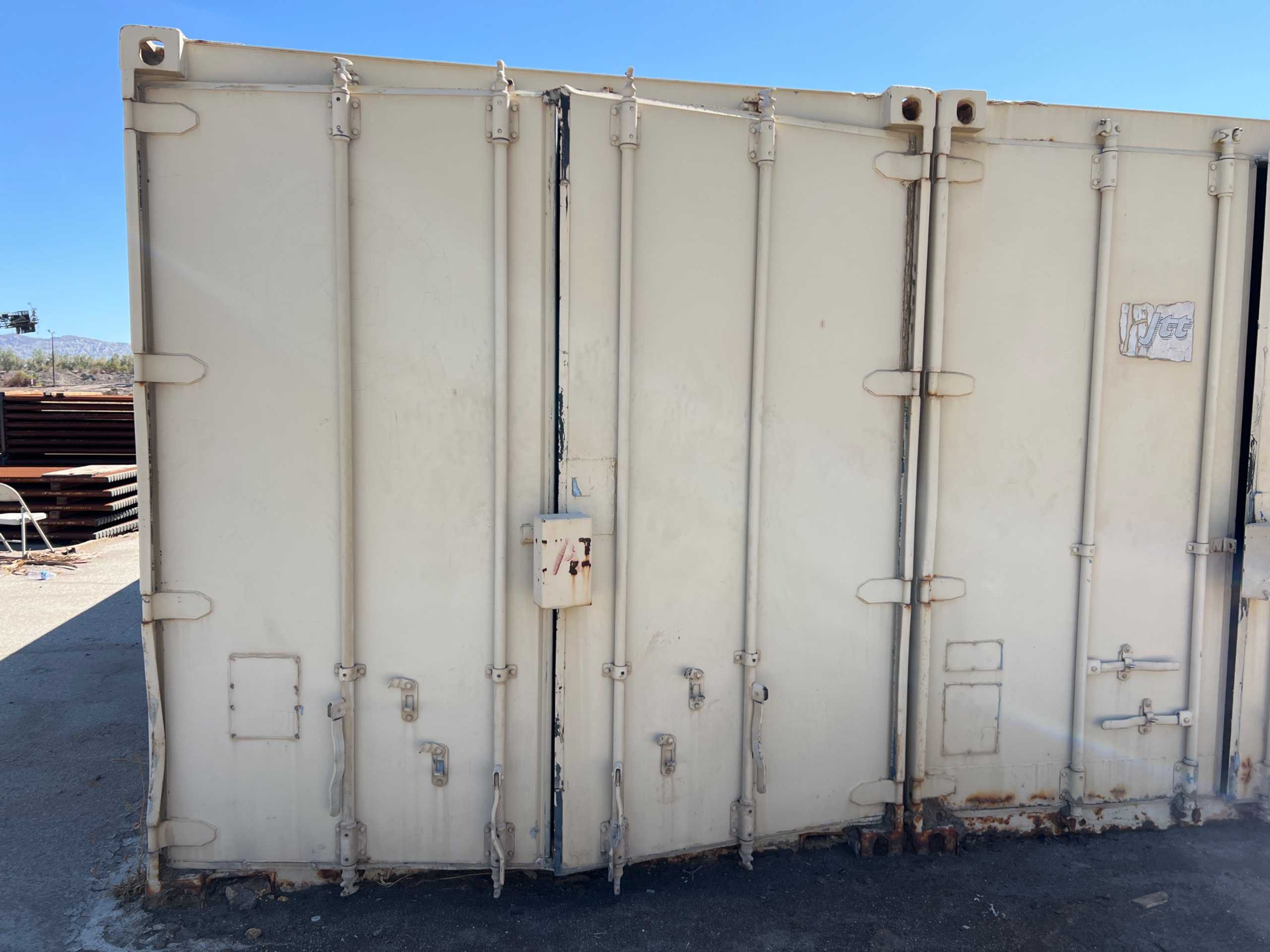 CONTAINER WITH CONTENTS - STORAGE & HANDLING EQUIPMENT