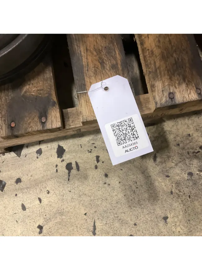 BULK QTY OF TOOLING FOR CINCINNATI 220-DCII-6 PRESS - undefined