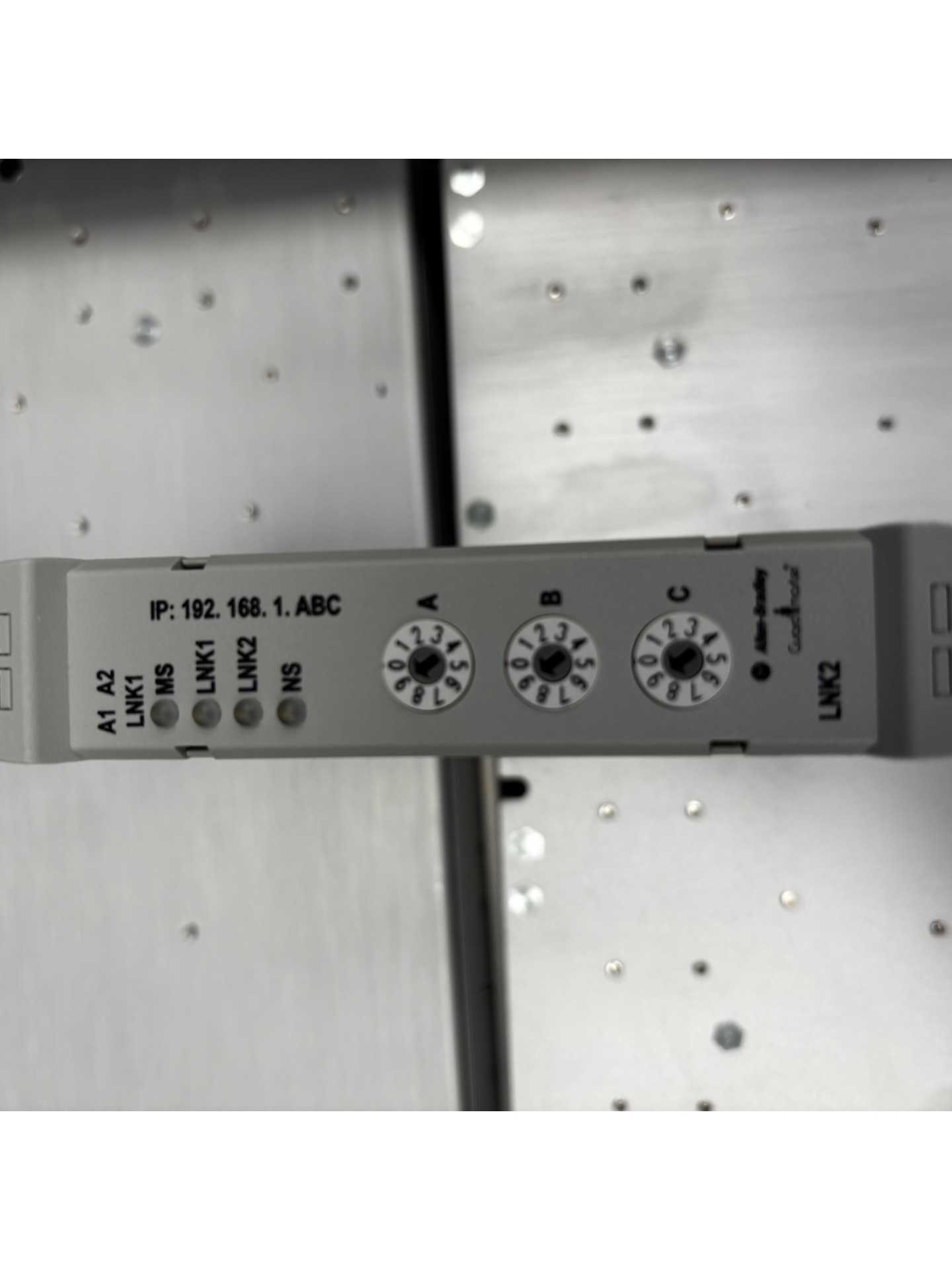 ALLEN BRADLEY 440R-ENETR COMMUNICATION MODULE - COMMUNICATION MODULES