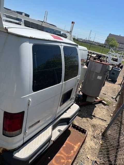 2003 FORD E-250 VAN - UTILITY VEHICLES