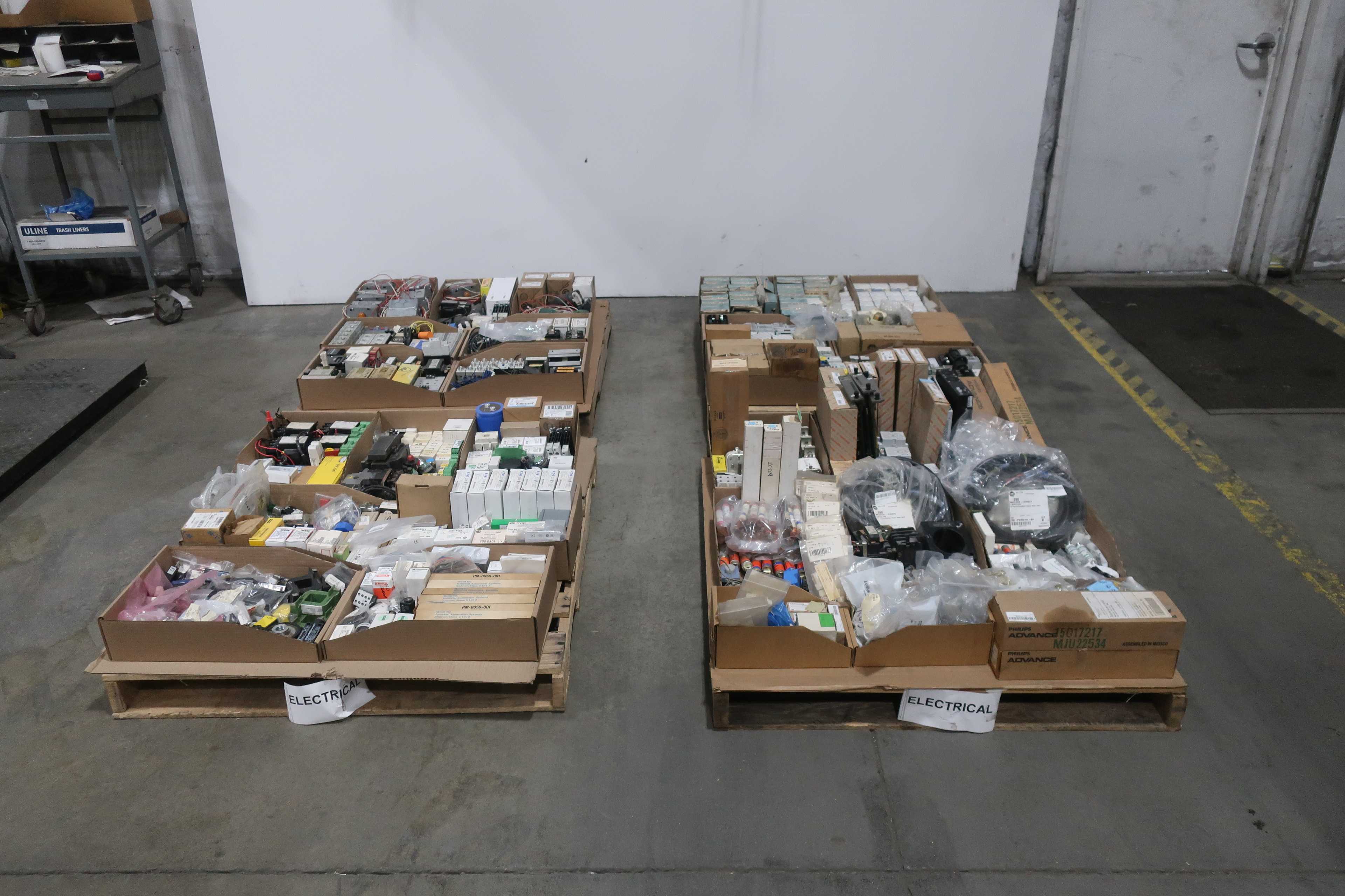 SKU 1741700 - 4 PALLETS OF ASSORTED ELECTRICAL - ELECTRICAL COMPONENTS
