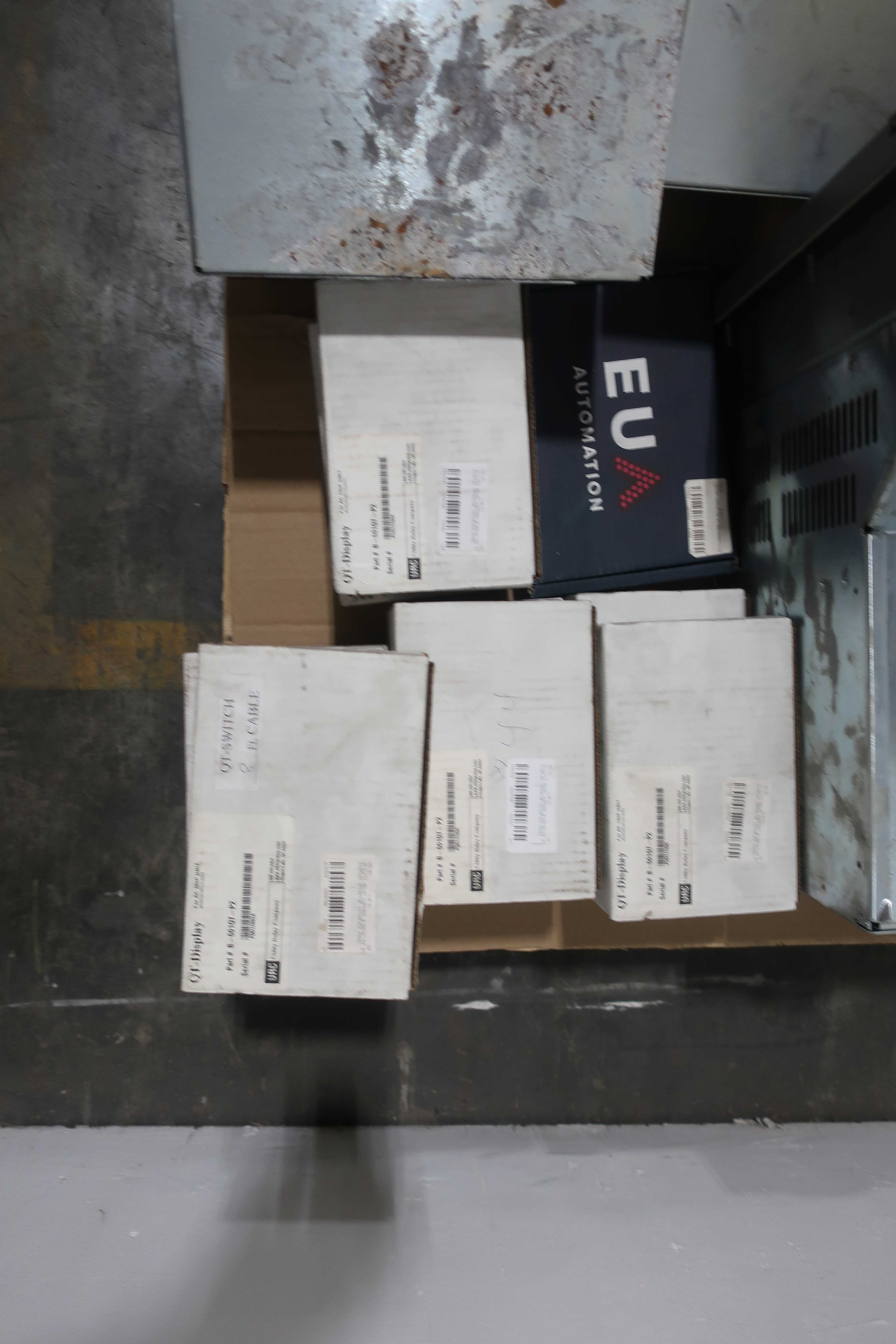 SKU 1733469 - 2 PALLETS OF ASSORTED INTERFACE PANELS - OPERATOR INTERFACE PANELS