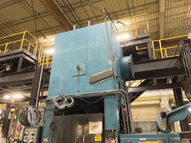 CINCINNATI 220-DCII-6 COMPACTING PRESS - undefined