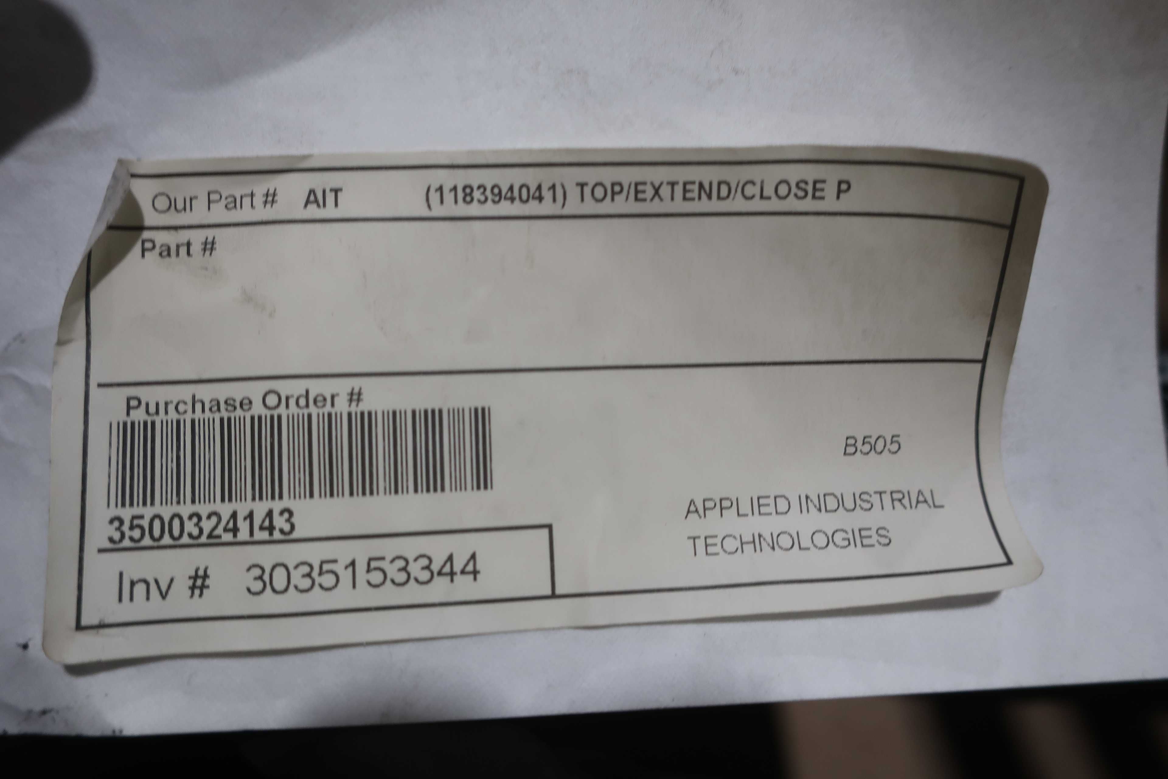 2 PALLETS OF EATON WINNER  HYDRAULIC HOSE WITH BALL VALVE - HYDRAULIC HOSE