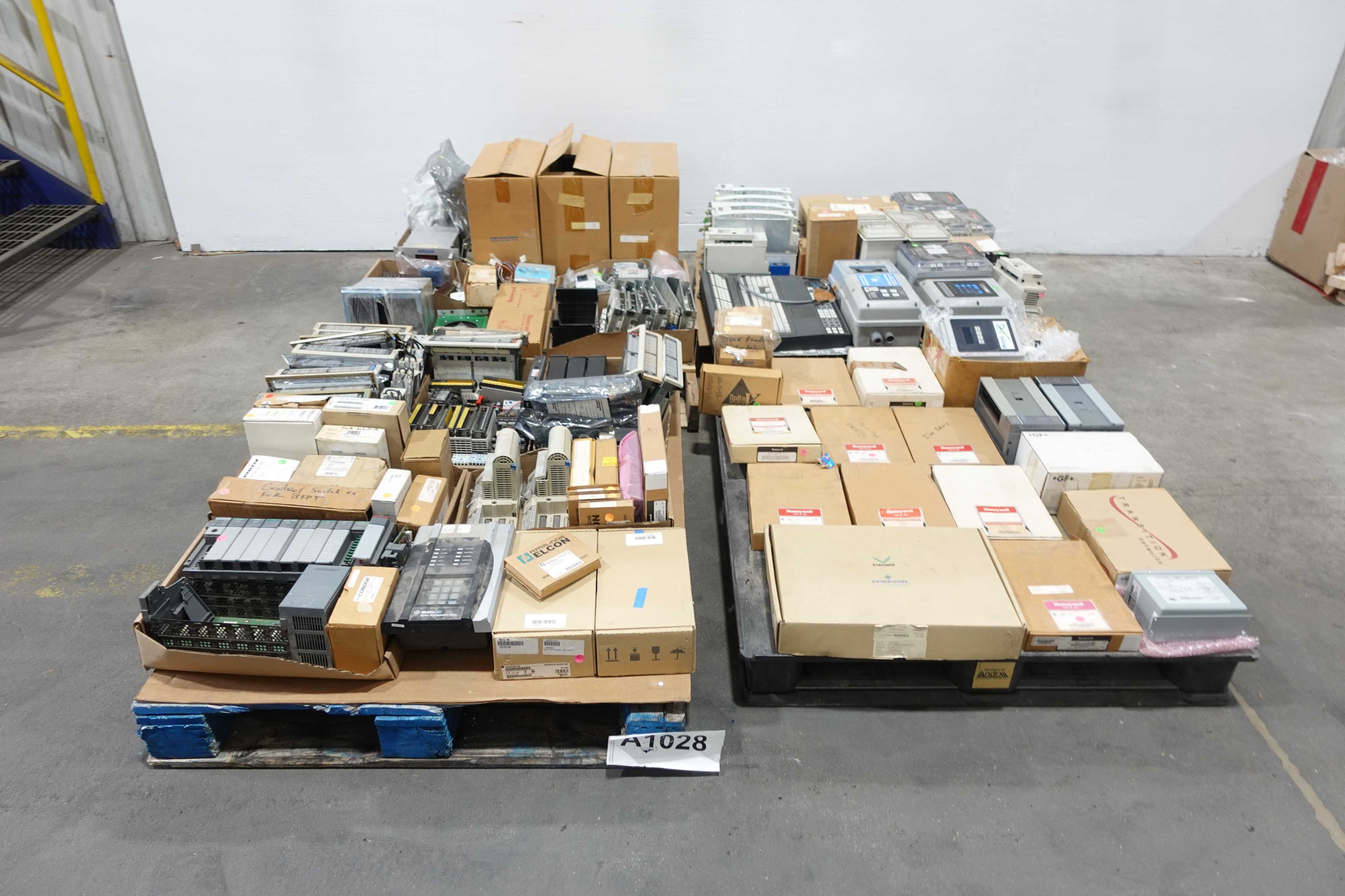 4 PALLETS OF ASSORTED AUTOMATION AND ELECTRICAL CONTROLS - AUTOMATION & CONTROLS