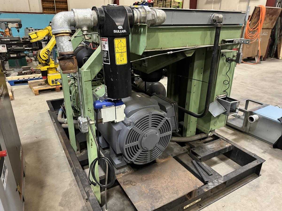 2013 SULLAIR V200S ROTARY SCREW AIR COMPRESSOR, 200 HP, 888 CFM, 125 PSI, 460V, 3-PHASE - AIR COMPRESSORS