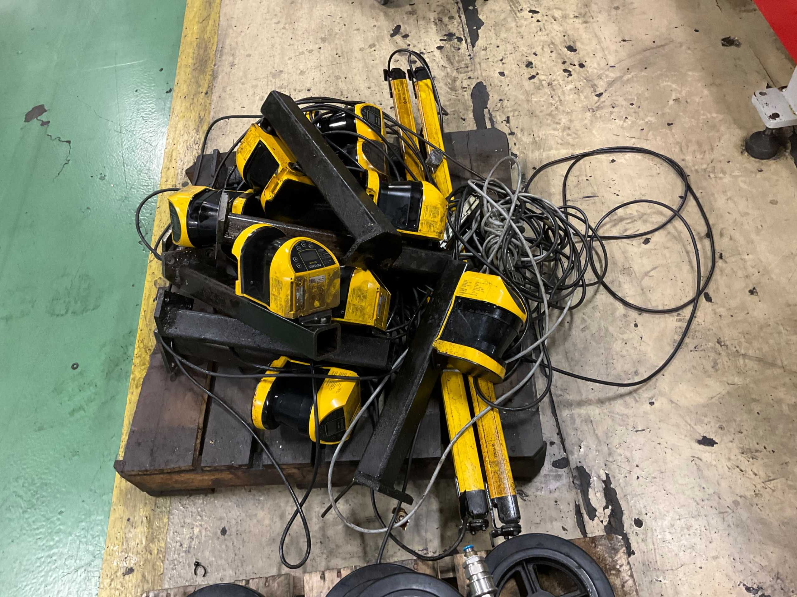 BULK QTY OF KEYENCE SAFETY LASER SCANNERS - SAFETY EQUIPMENT