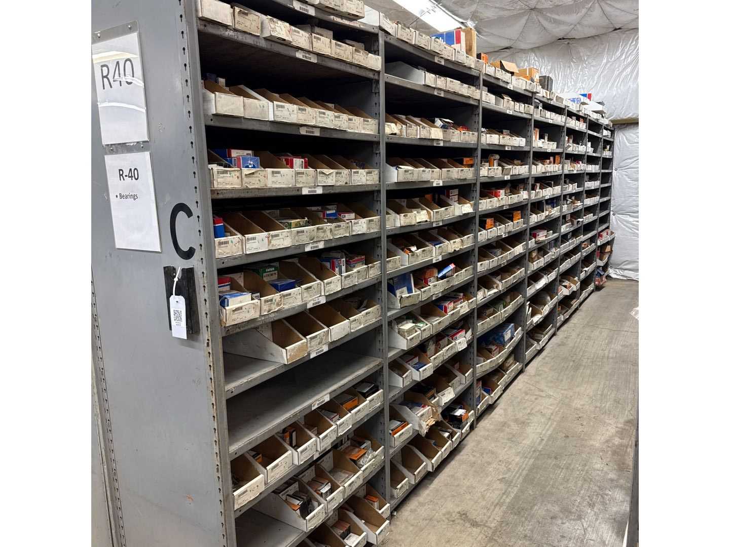 BULK QTY OF BEARINGS - BEARINGS