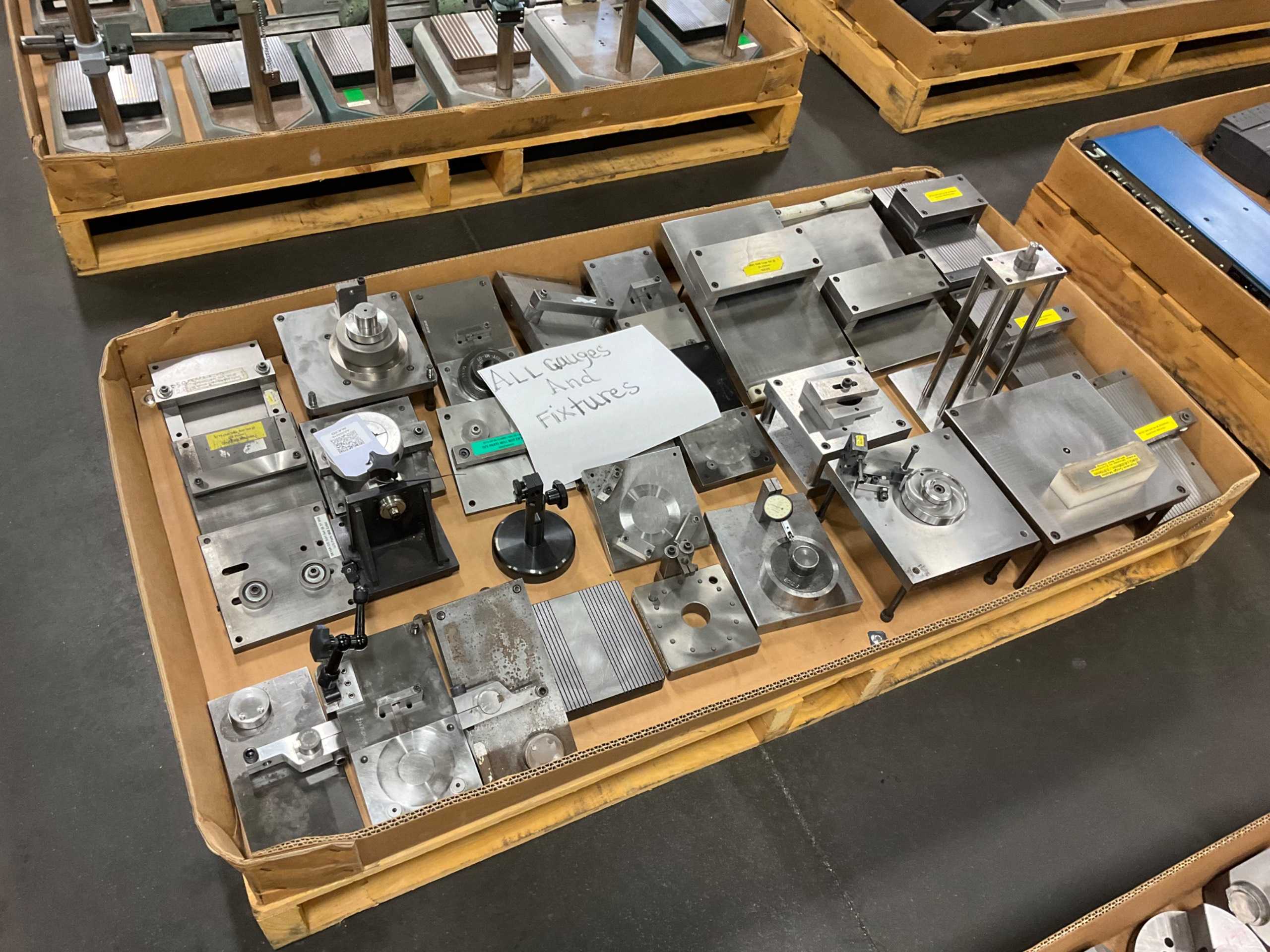 BULK QTY OF INSPECTION EQUIPMENT - INSPECTION & MEASUREMENT