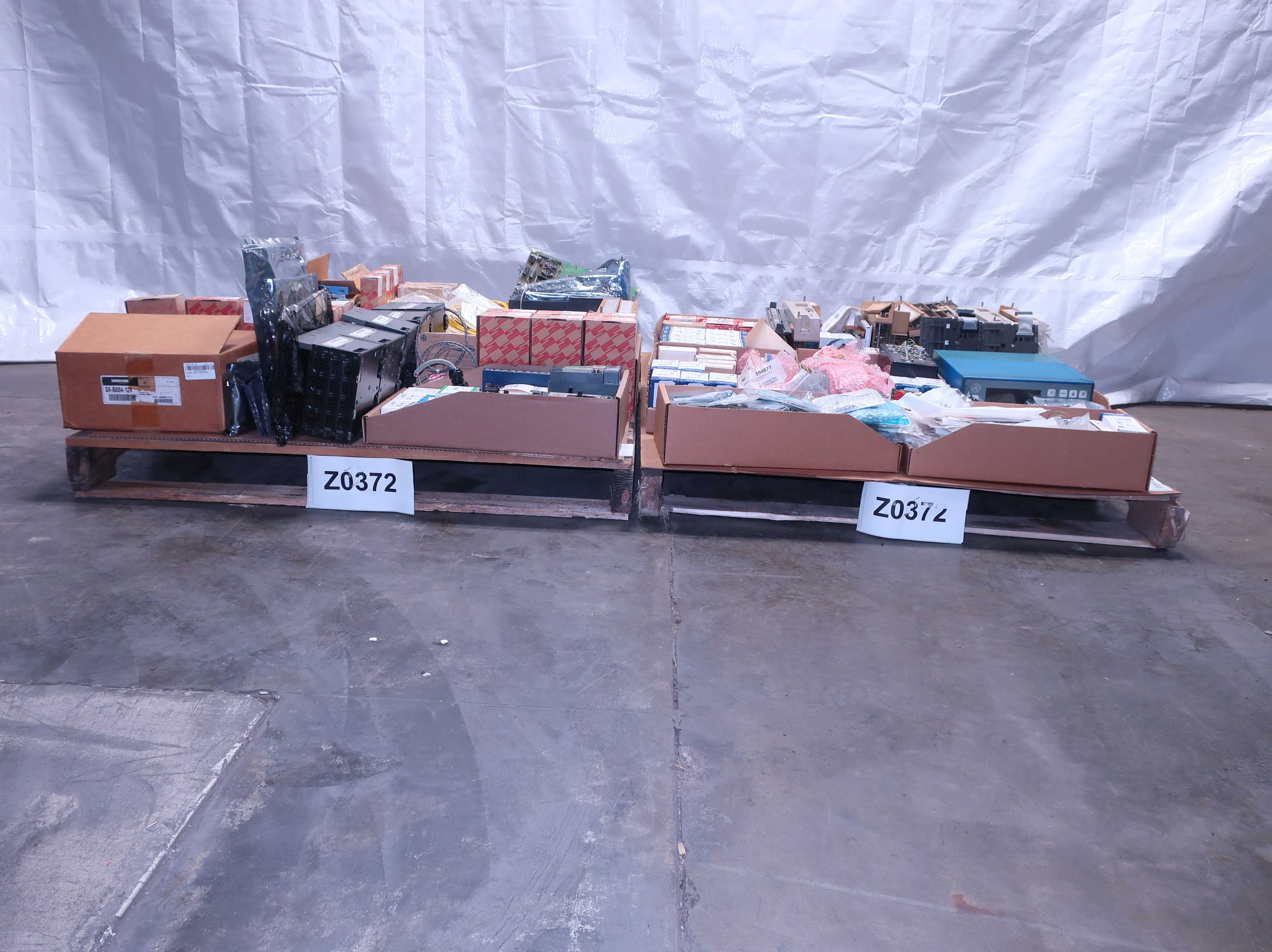 2 PALLETS OF ASSORTED AUTOMATION - AUTOMATION & CONTROLS