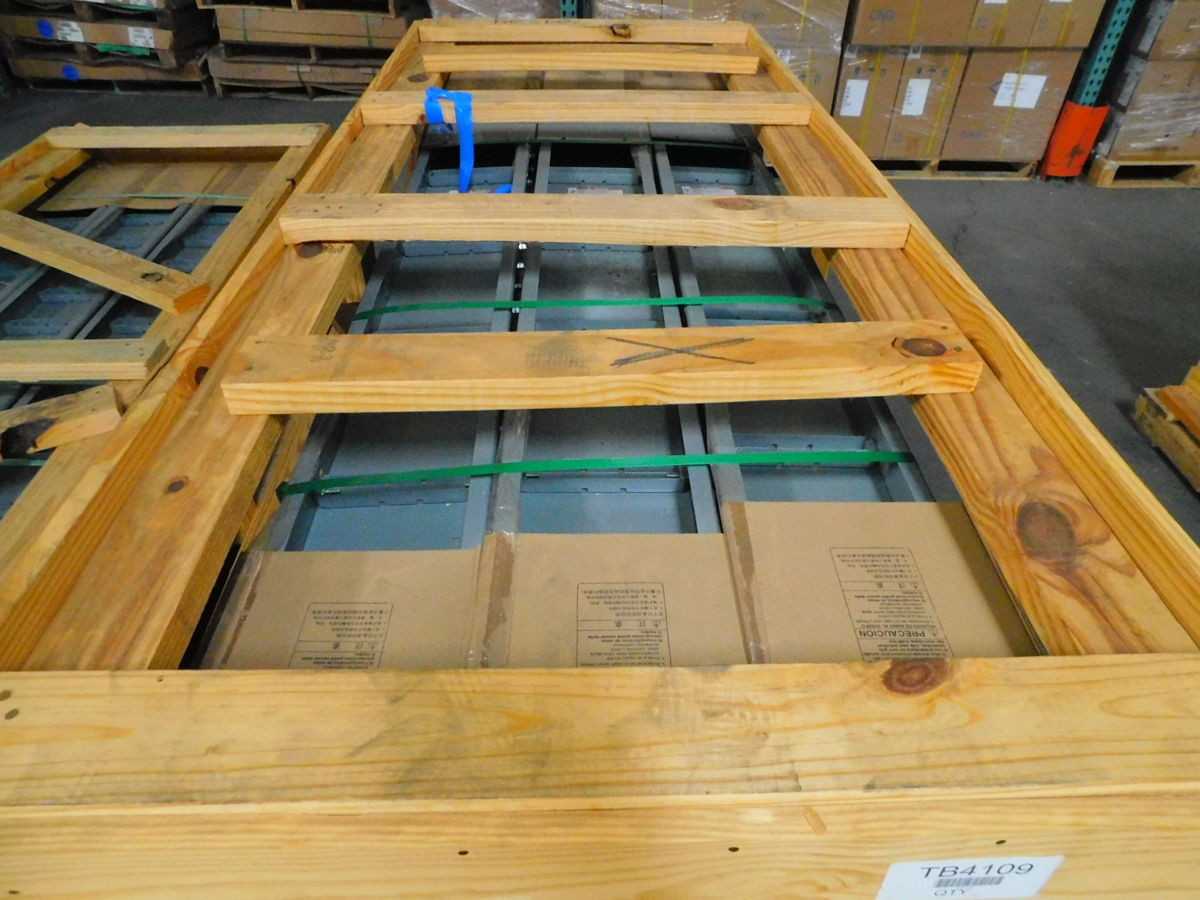 LOT OF 15 SQUARE D AFH2316G6STM I-LINE II FEEDER ALUMINUM BUSWAY 600V, 1600A, 3P3W,6FT. - BUSWAY