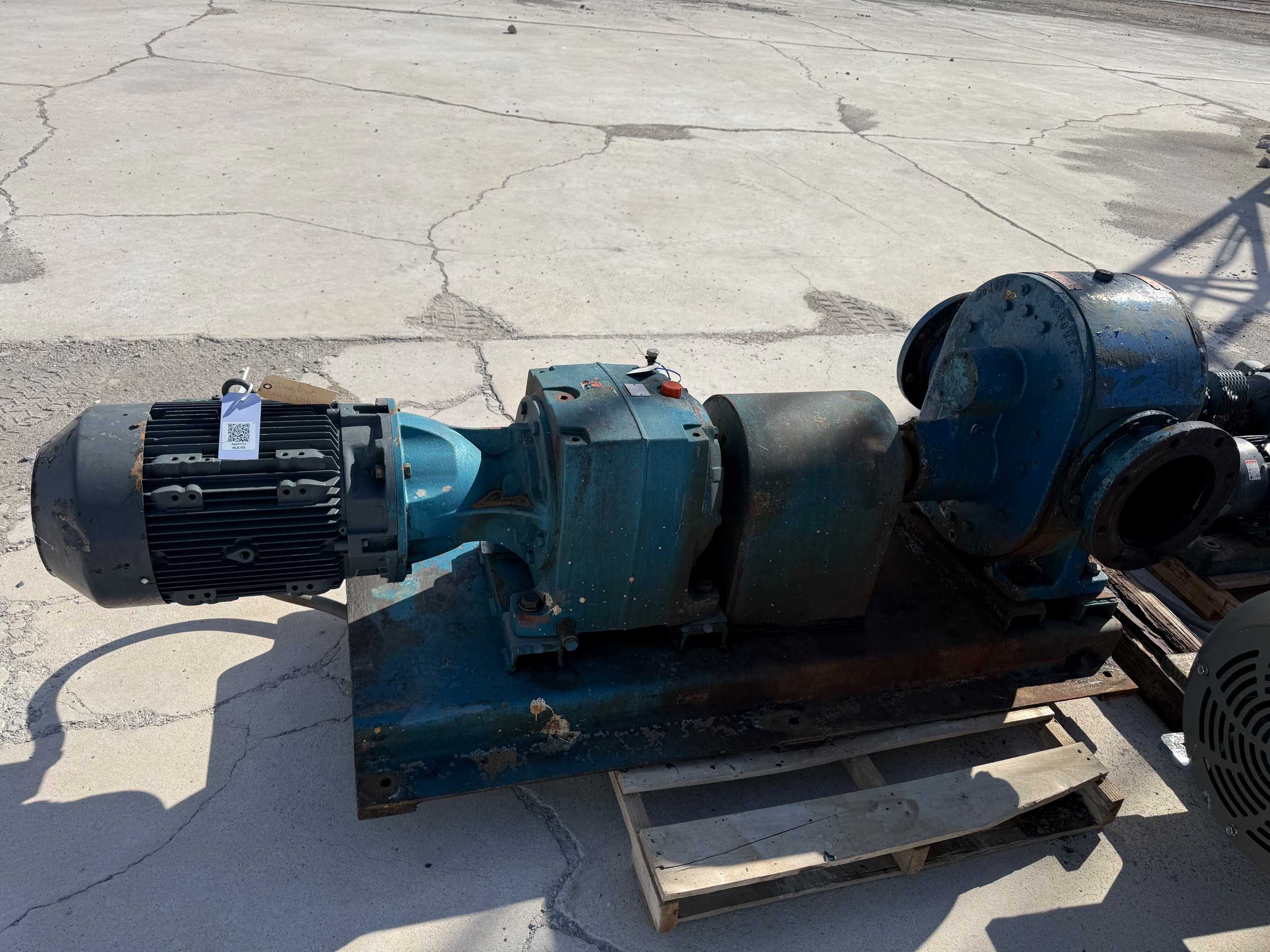 BROQUET BBMC60.K PUMP & 30HP BROOK MOTOR ASSEMBLY - ROTARY LOBE PUMP
