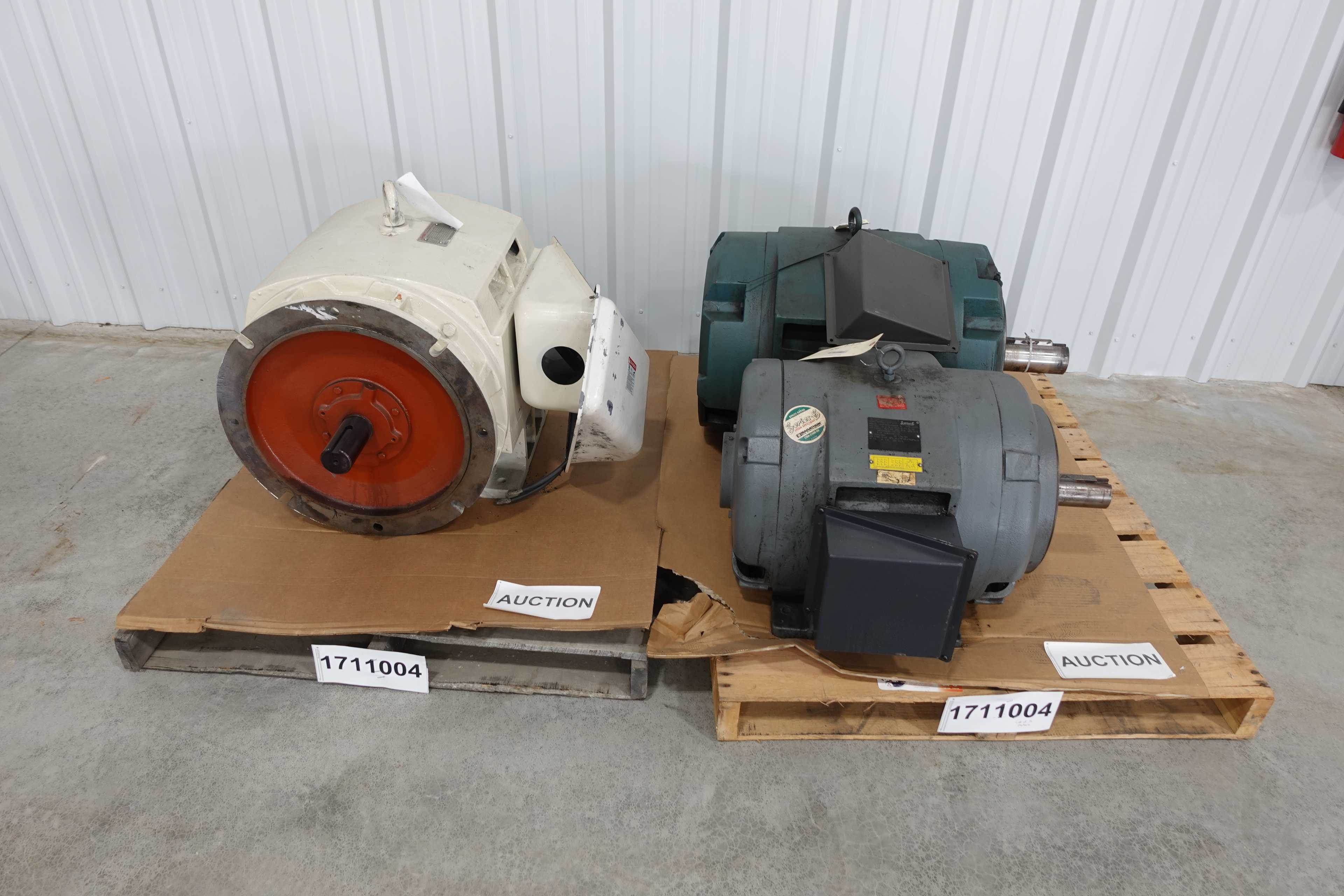 SKU 1711004 - LOT OF 3 AC MOTORS - AC MOTOR
