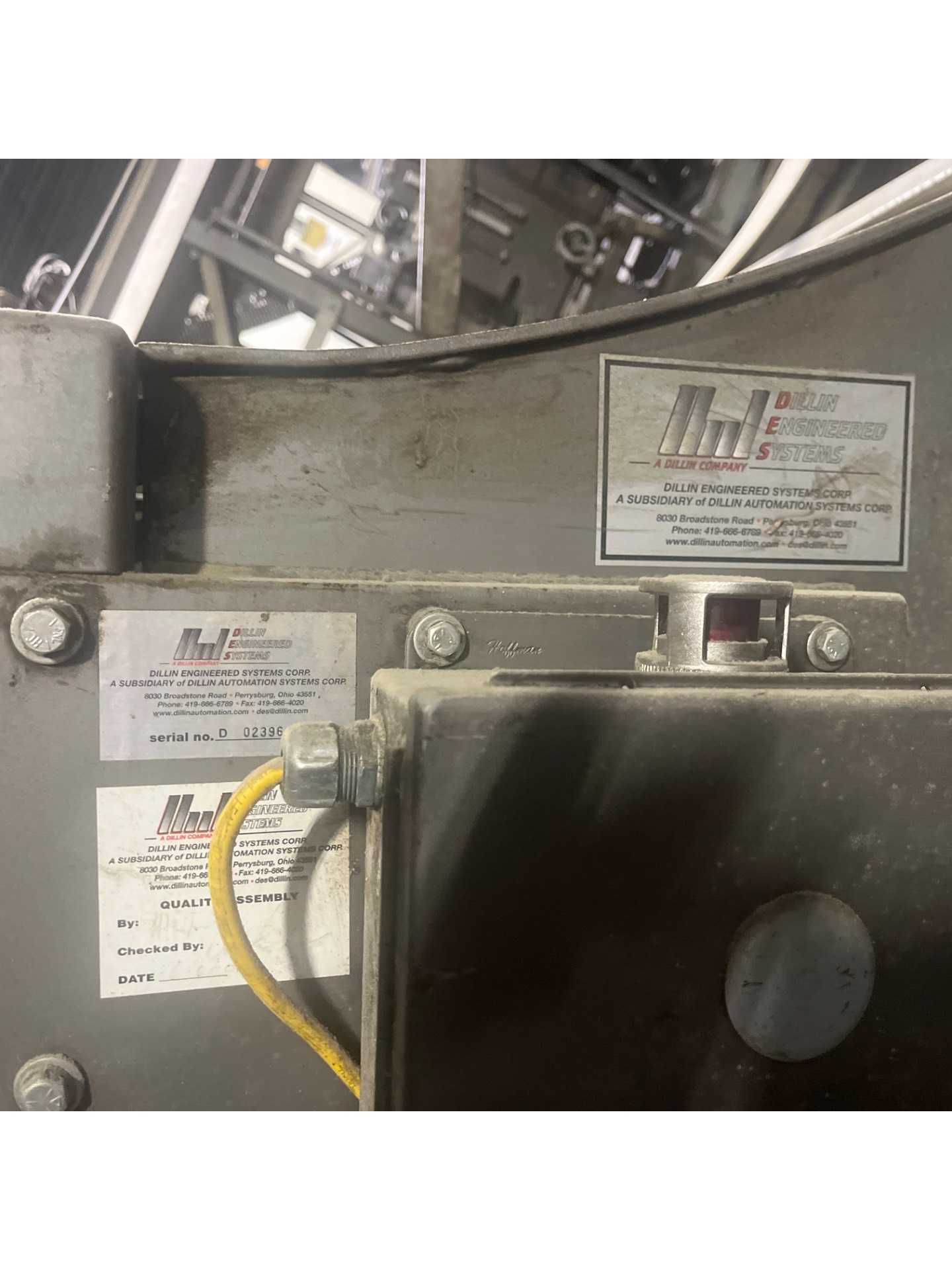 DILLIN ENGINEERED SYSTEMS CASE LIFT - BUCKET ELEVATOR